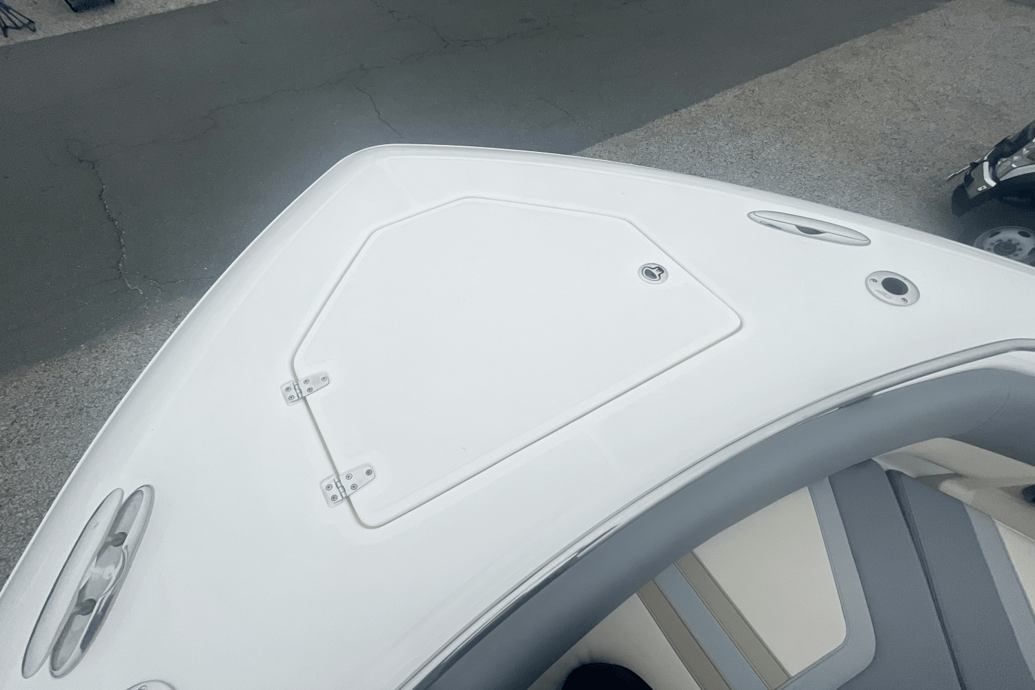 2025 Boston Whaler 380 Realm Image Thumbnail #25