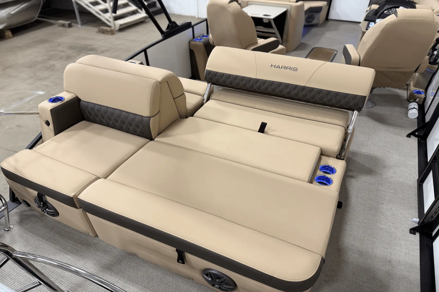 2025 Harris 230 Sunliner Image Thumbnail #4