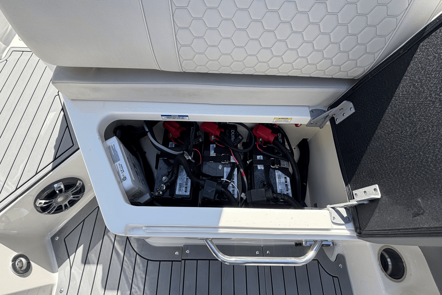 2020 Sea Ray SDX 290 Outboard Image Thumbnail #28