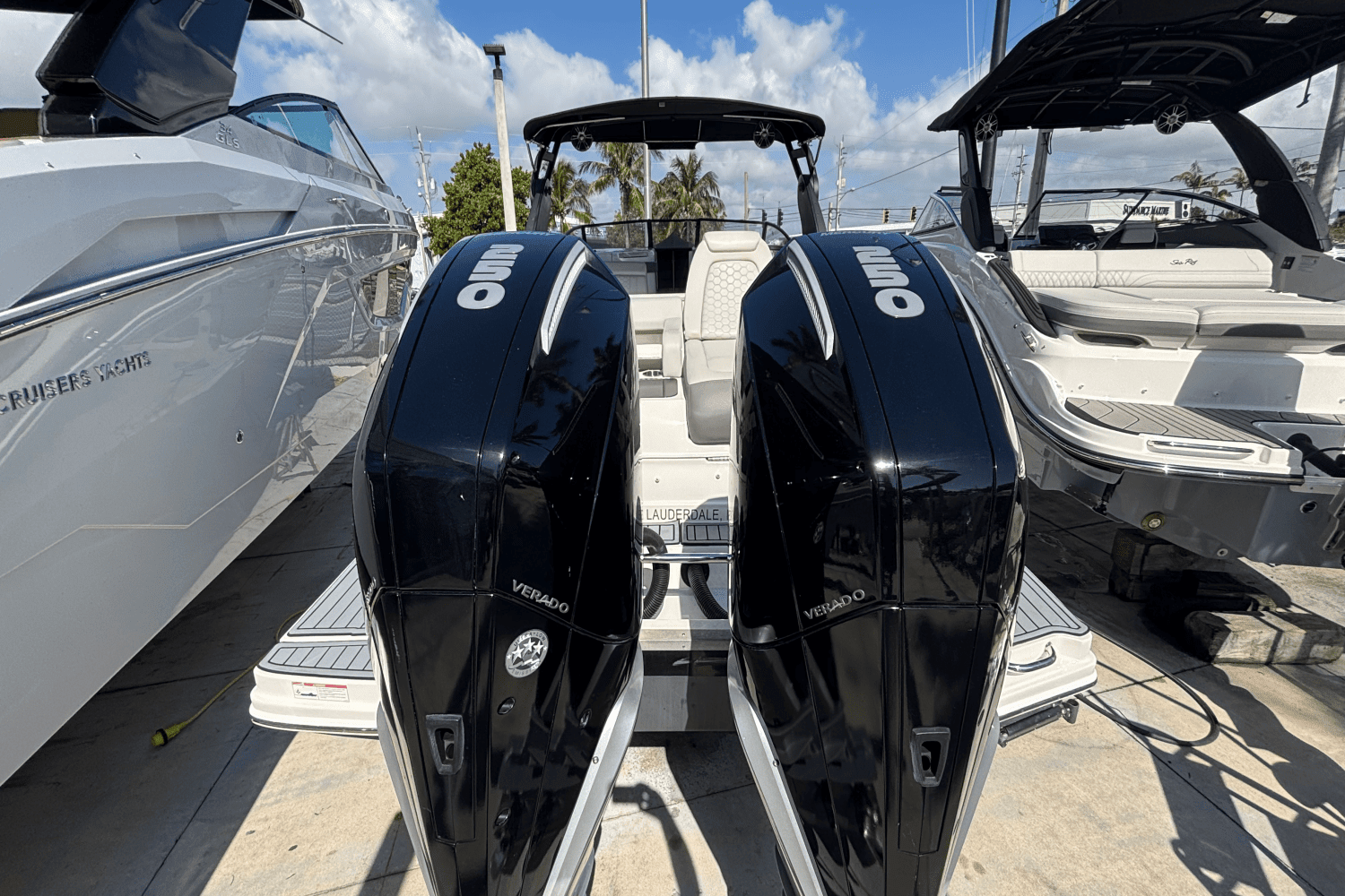 2020 Sea Ray SDX 290 Outboard Image Thumbnail #7