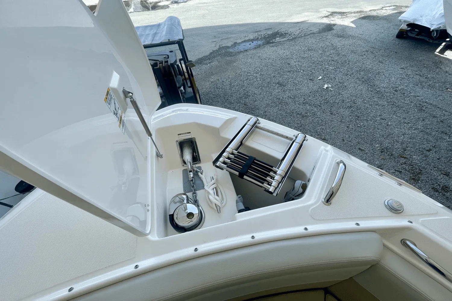 2025 Boston Whaler 280 Vantage Image Thumbnail #31