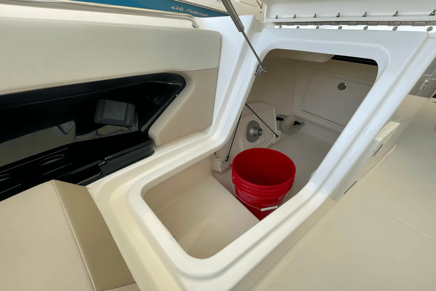 2025 Boston Whaler 280 Vantage Image Thumbnail #28