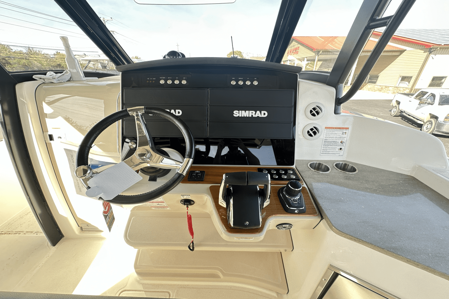 2025 Boston Whaler 350 Realm Image Thumbnail #15