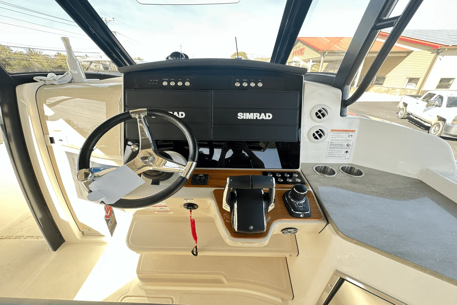 2025 Boston Whaler 350 Realm Image Thumbnail #31