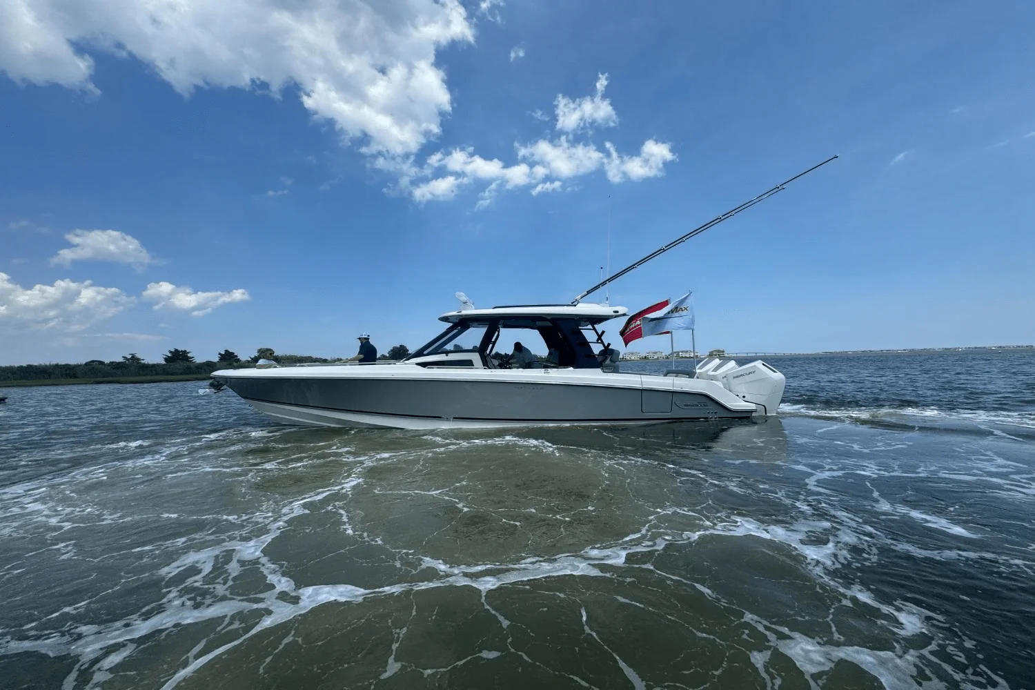 2025 Boston Whaler 350 Realm Image Thumbnail #5