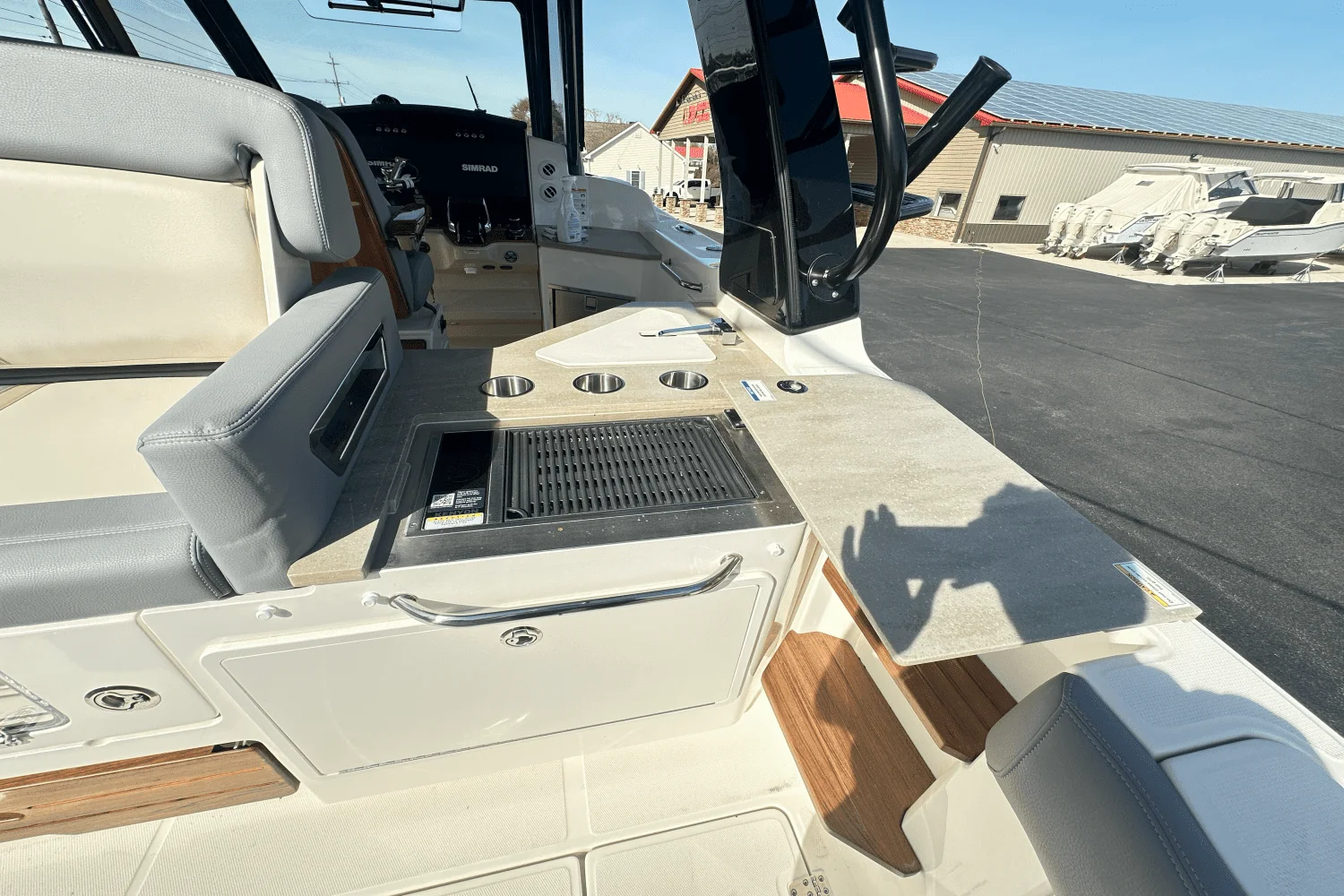 2025 Boston Whaler 350 Realm Image Thumbnail #22