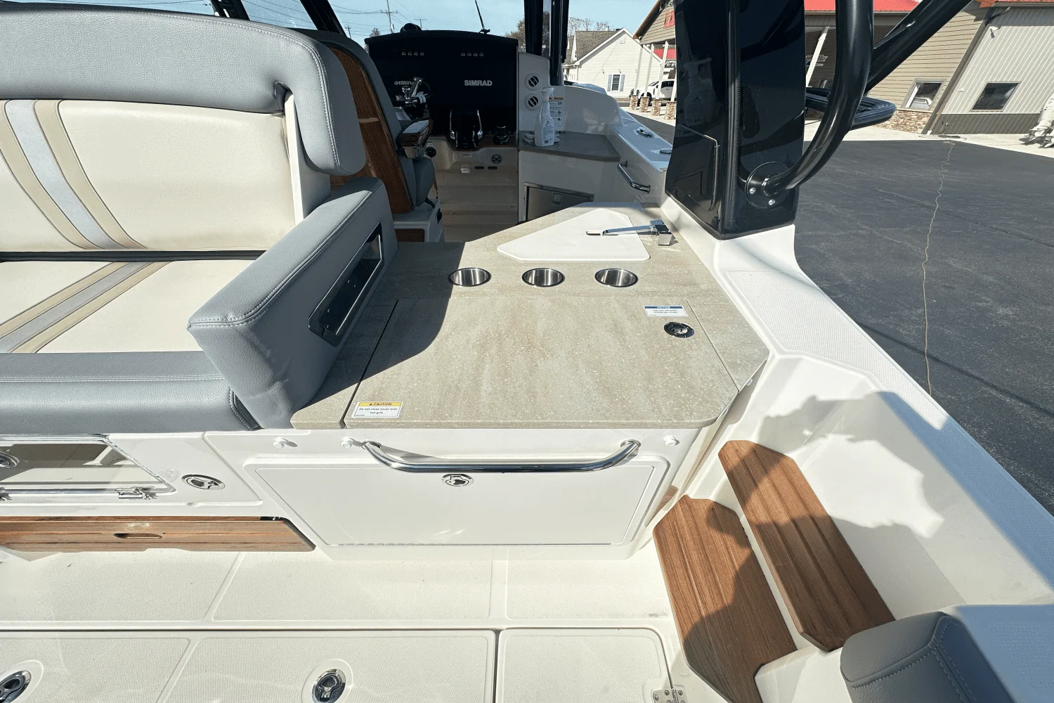 2025 Boston Whaler 350 Realm Image Thumbnail #21