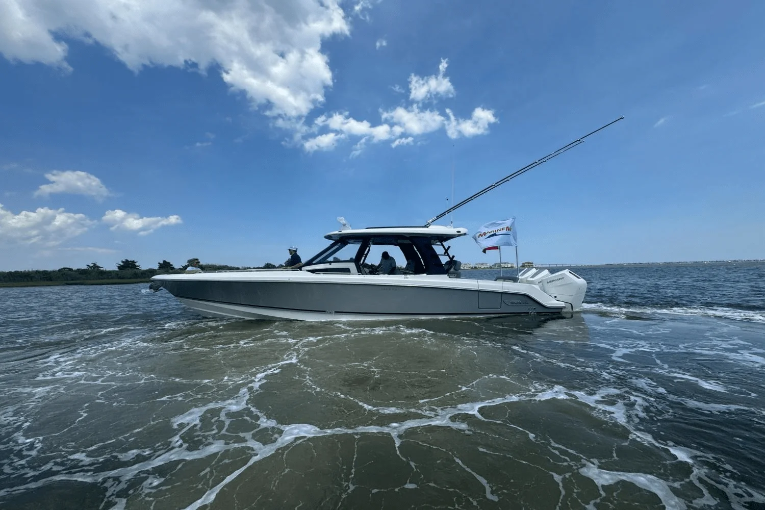 2025 Boston Whaler 350 Realm Image Thumbnail #4