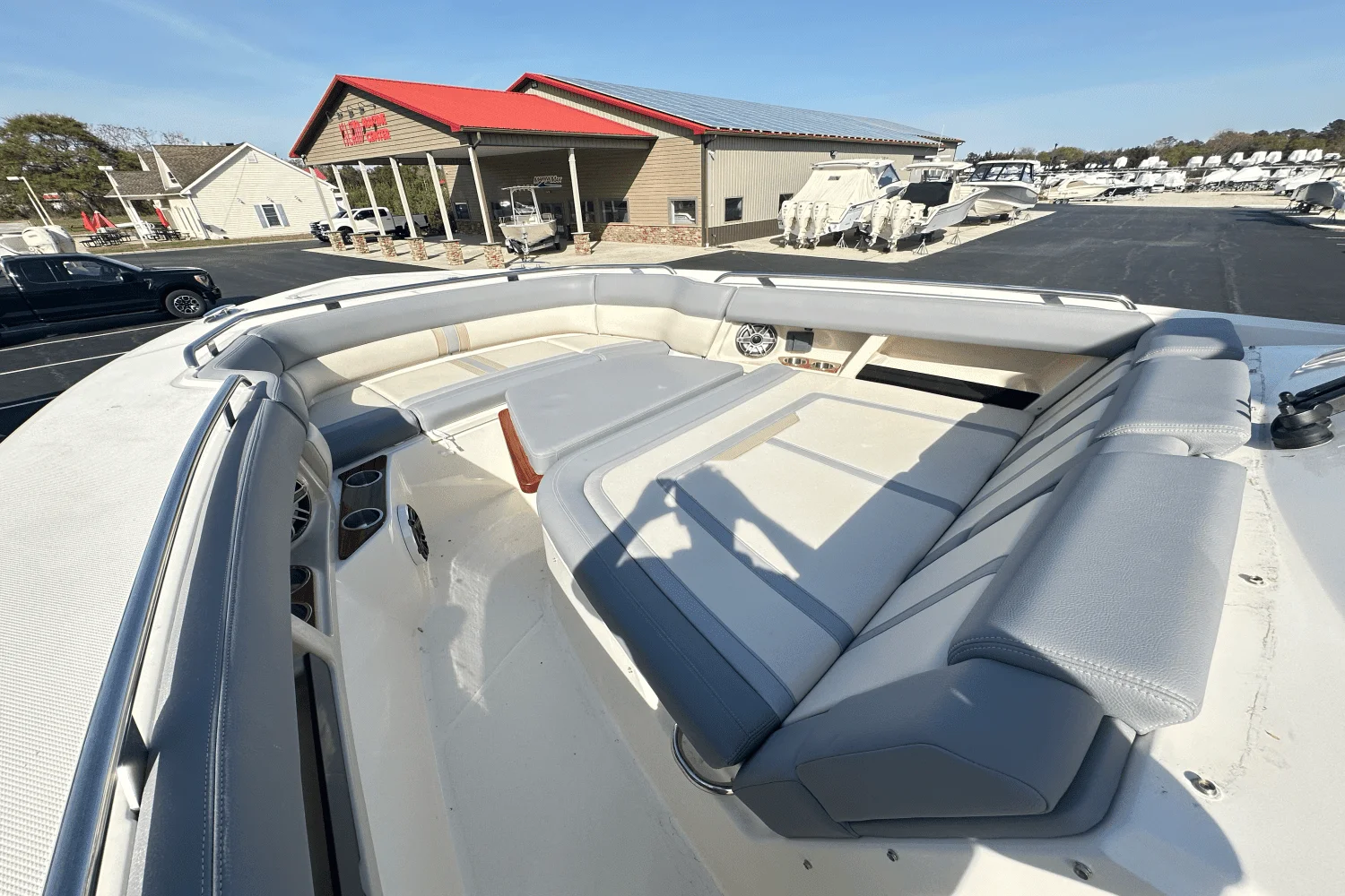 2025 Boston Whaler 350 Realm Image Thumbnail #36