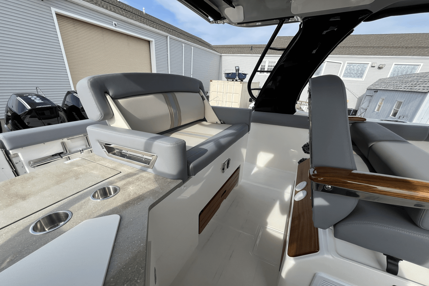 2025 Boston Whaler 350 Realm Image Thumbnail #26