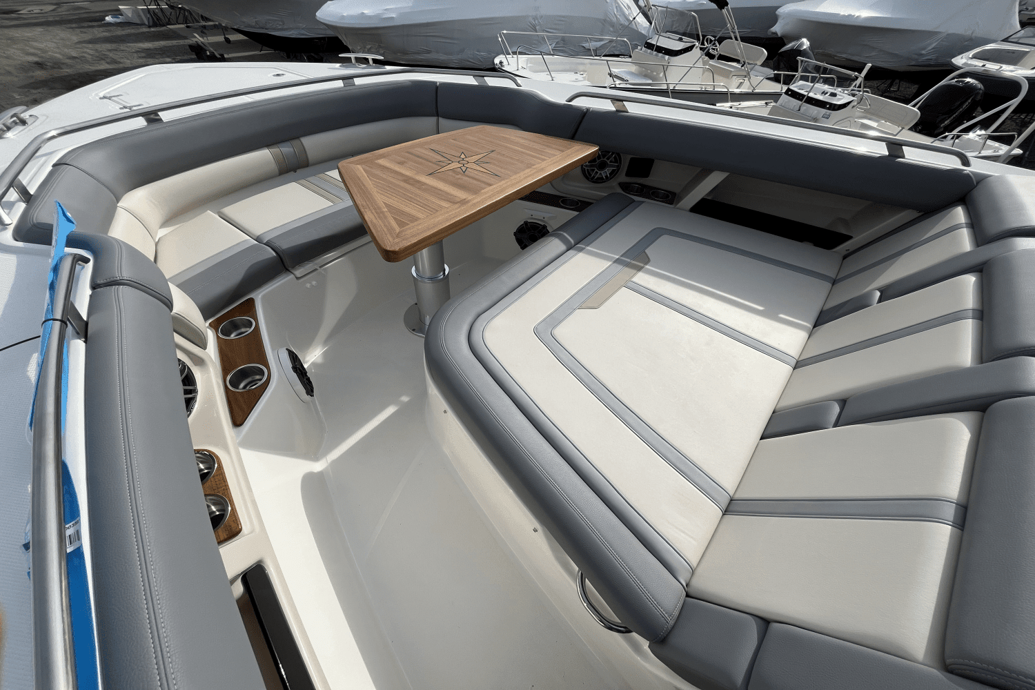 2025 Boston Whaler 350 Realm Image Thumbnail #32