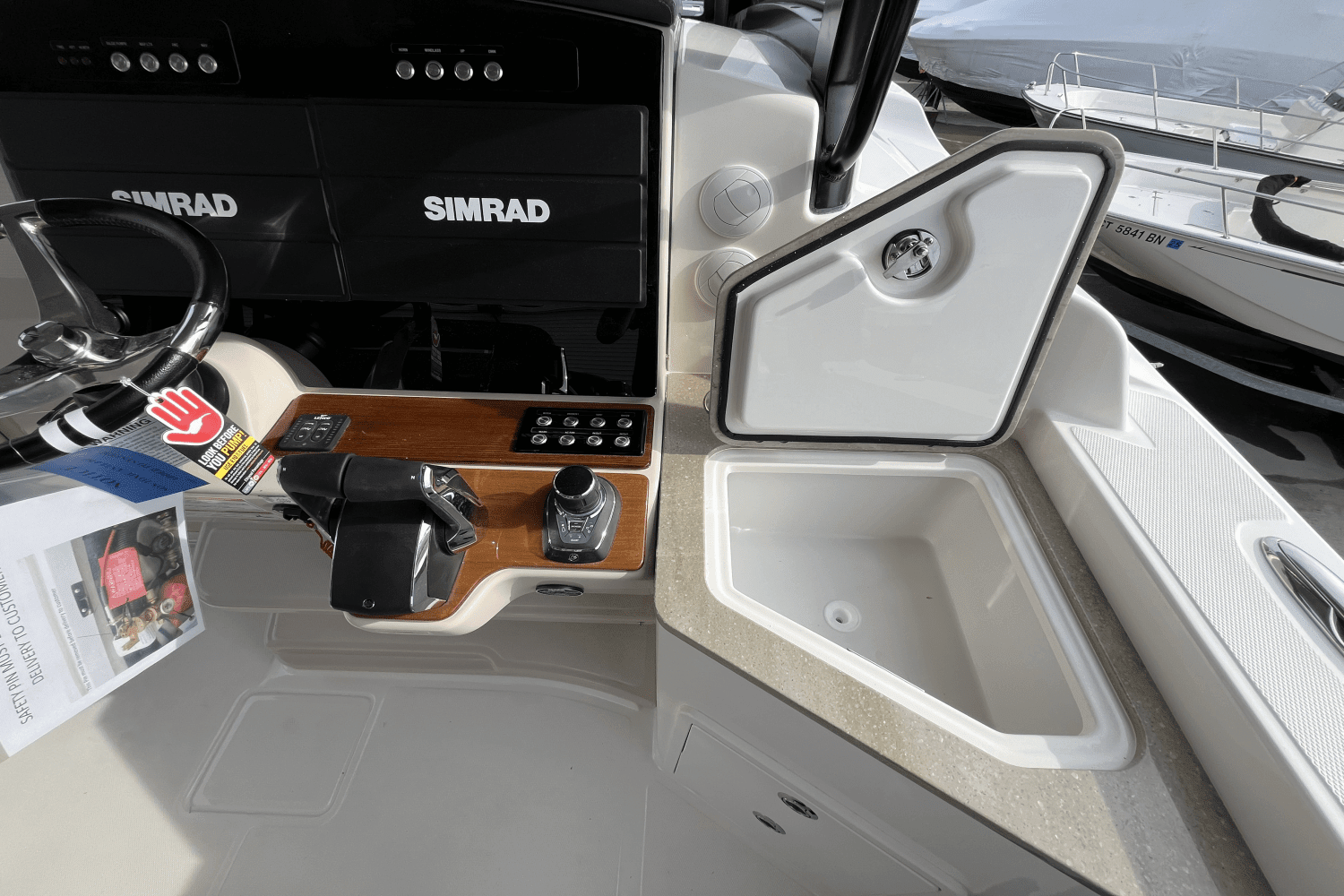 2025 Boston Whaler 350 Realm Image Thumbnail #21