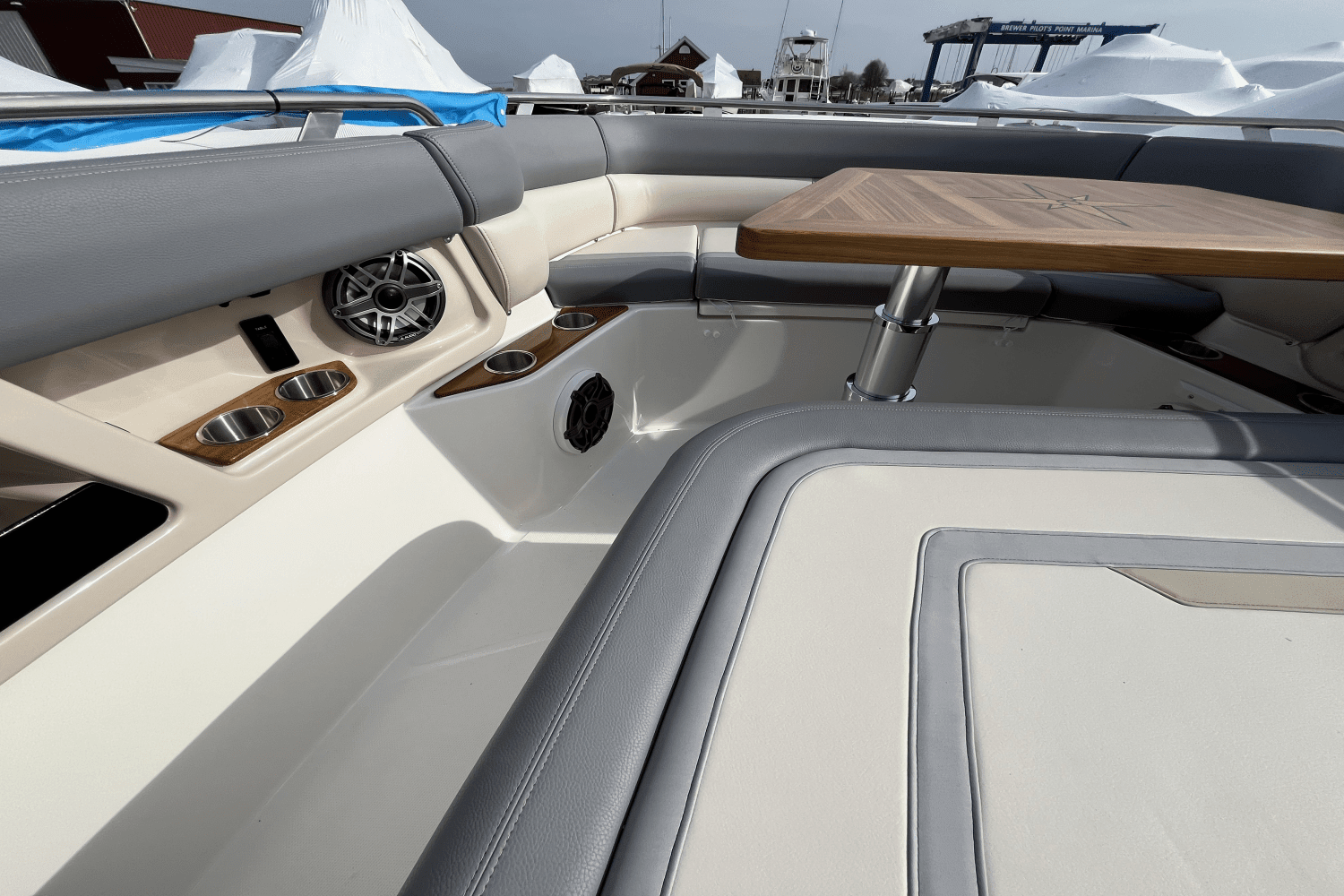 2025 Boston Whaler 350 Realm Image Thumbnail #33
