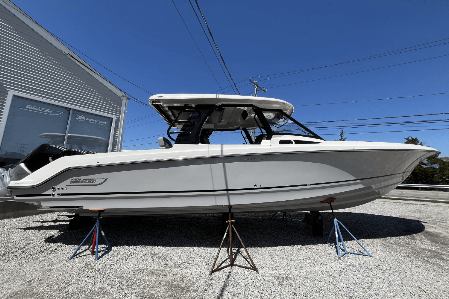 2025 Boston Whaler 350 Realm Image Thumbnail #1