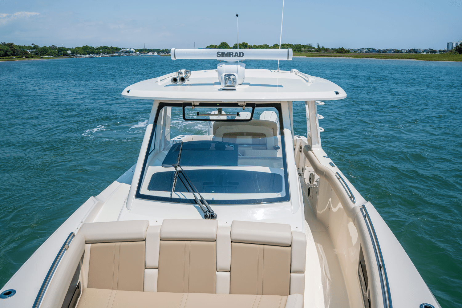 2025 Boston Whaler 350 Realm Image Thumbnail #6