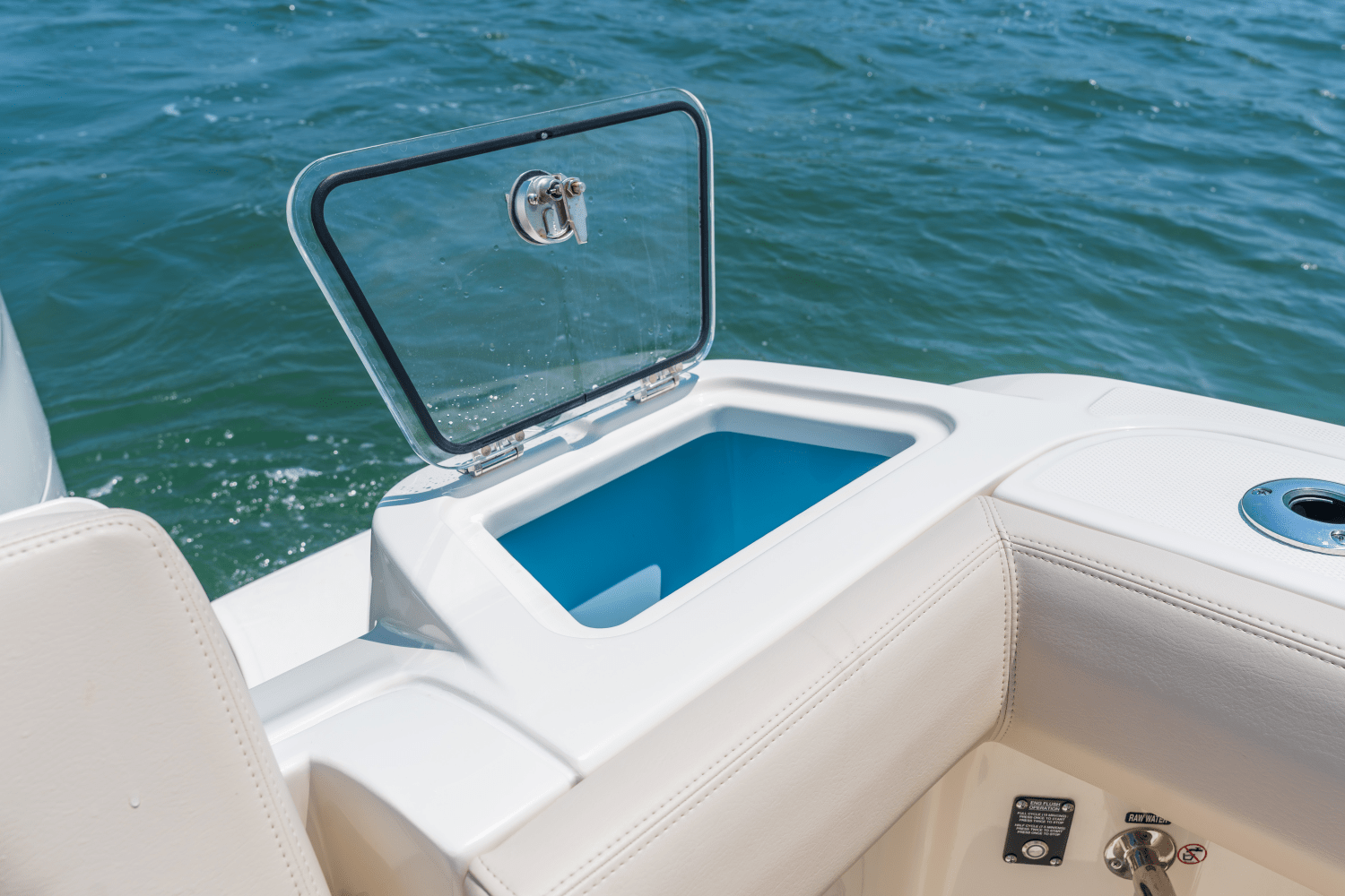 2025 Boston Whaler 350 Realm Image Thumbnail #40