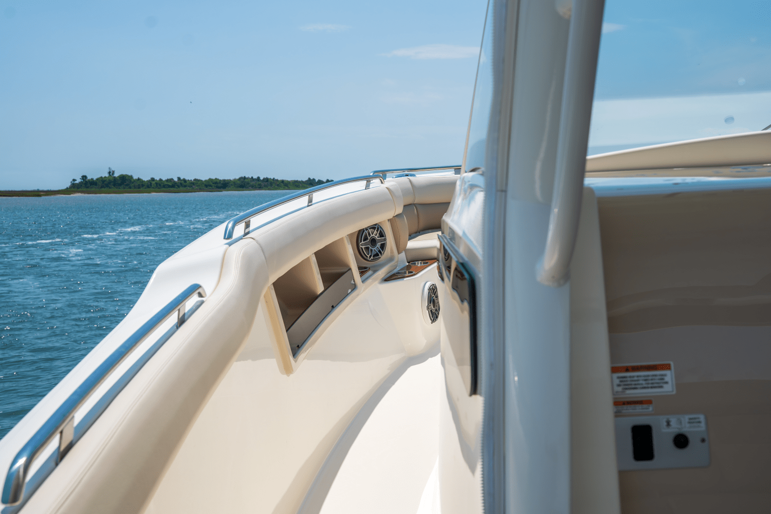 2025 Boston Whaler 350 Realm Image Thumbnail #44
