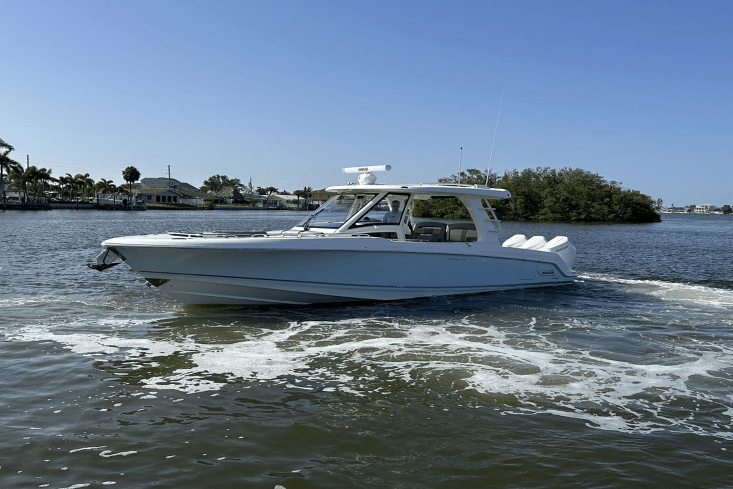 2025 Boston Whaler 350 Realm Image Thumbnail #41