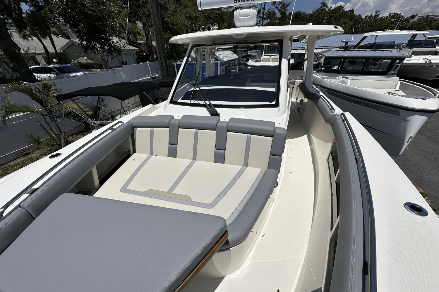 2025 Boston Whaler 350 Realm Image Thumbnail #34
