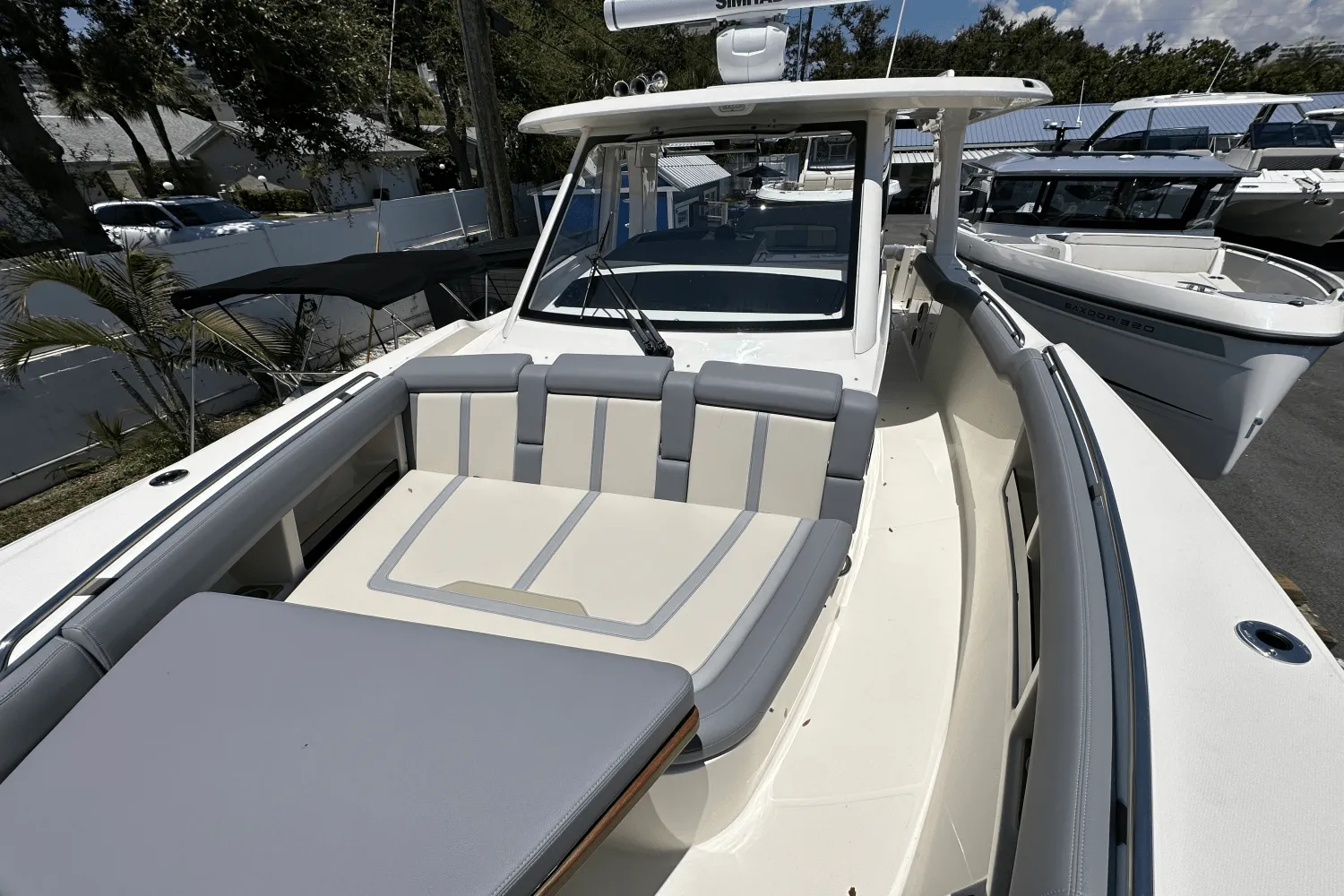 2025 Boston Whaler 350 Realm Image Thumbnail #34