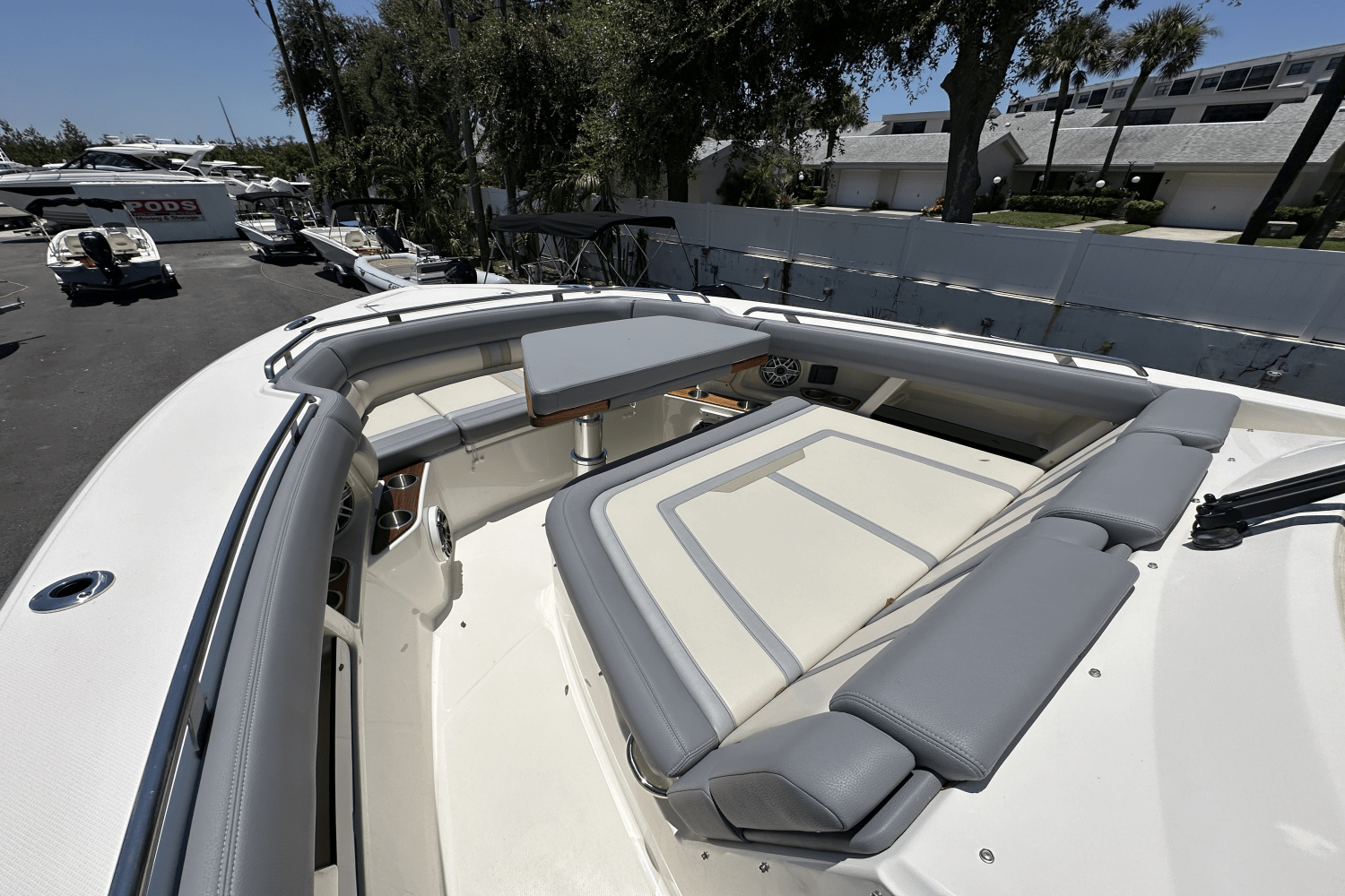 2025 Boston Whaler 350 Realm Image Thumbnail #31