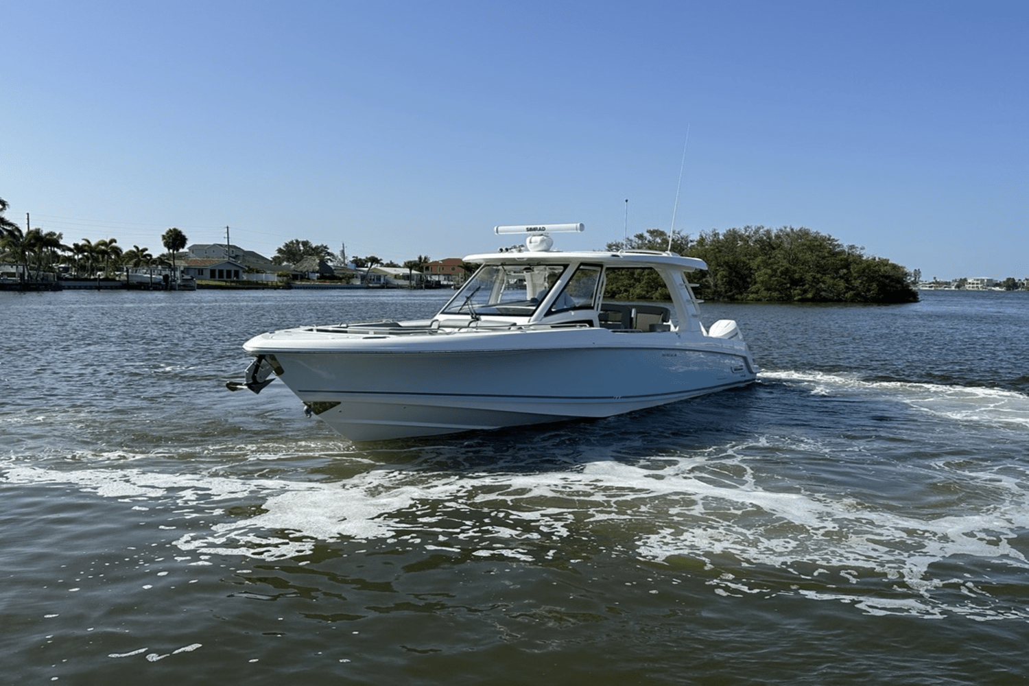2025 Boston Whaler 350 Realm Image Thumbnail #42