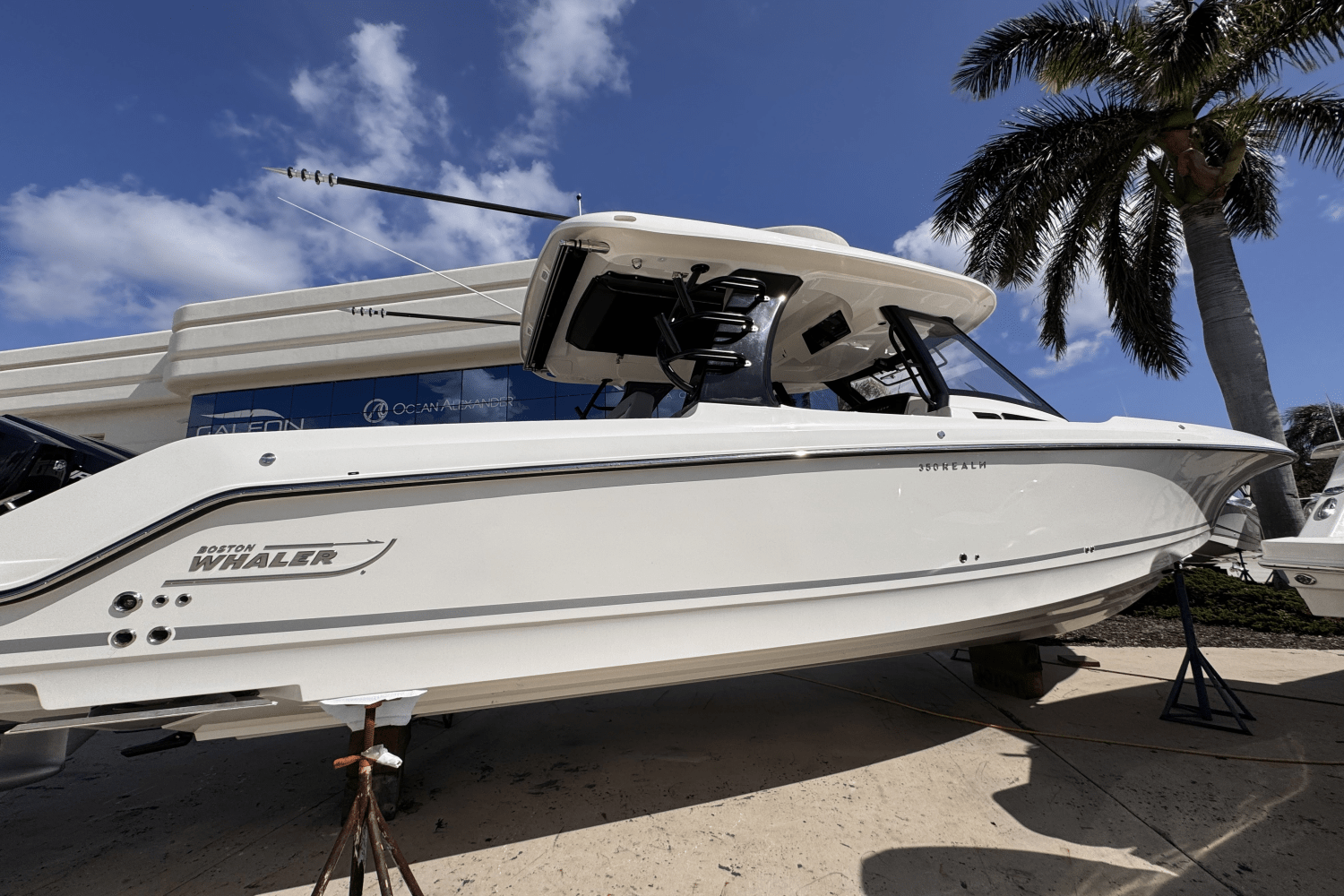 2025 Boston Whaler 350 Realm Image Thumbnail #1