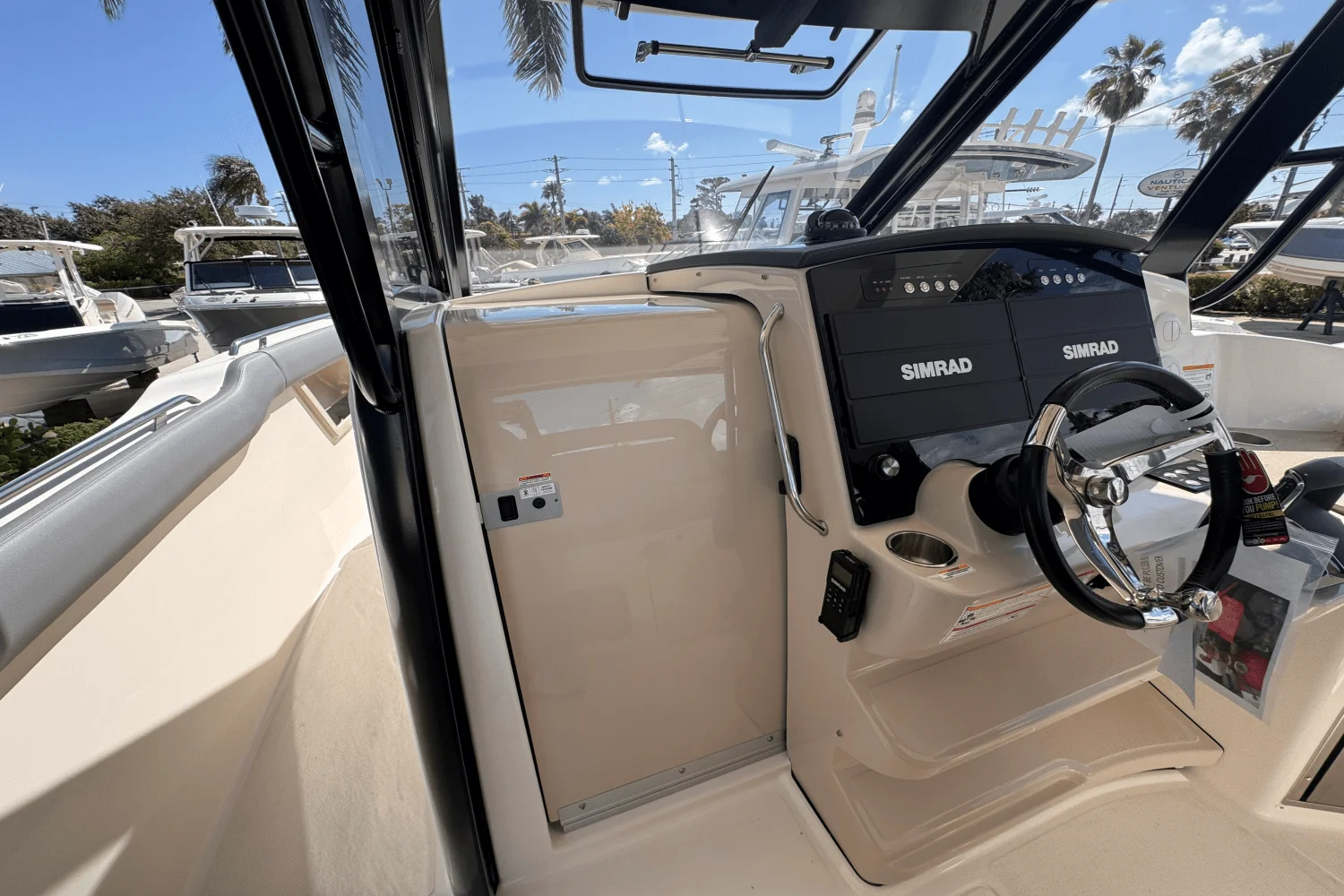 2025 Boston Whaler 350 Realm Image Thumbnail #31