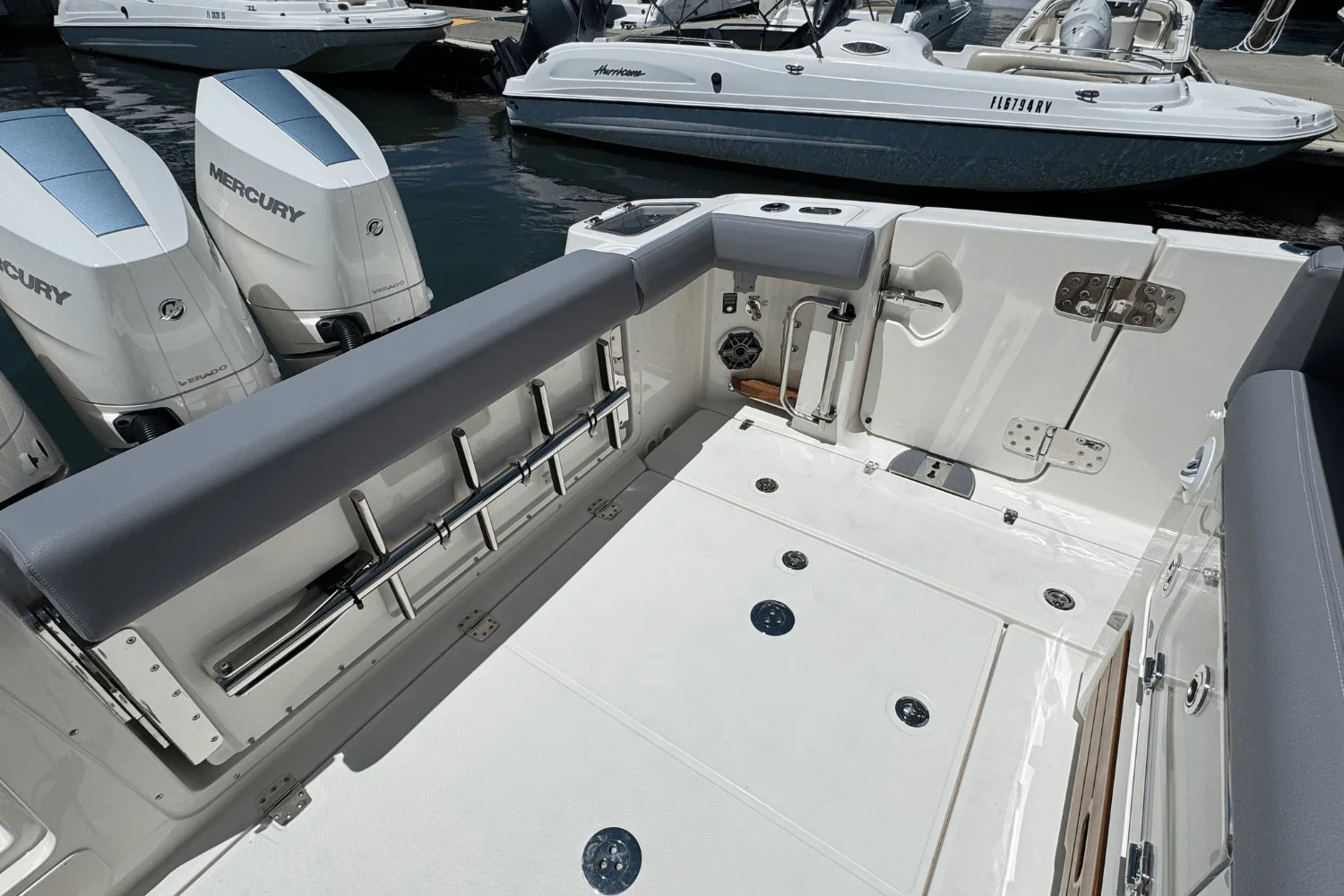2025 Boston Whaler 350 Realm Image Thumbnail #12