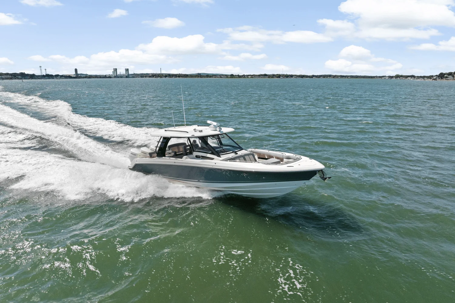 2025 Boston Whaler 350 Realm Image Thumbnail #2