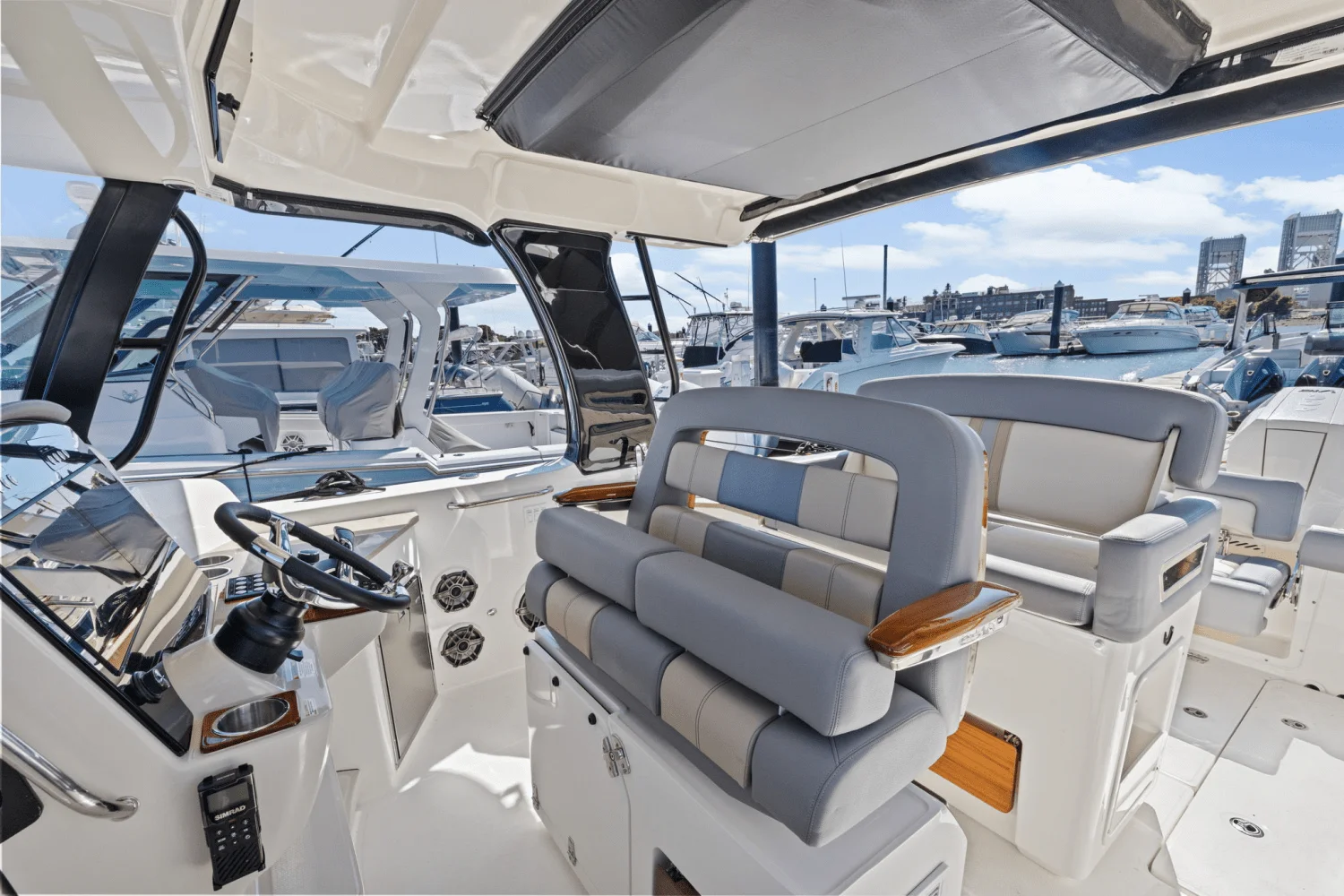 2025 Boston Whaler 350 Realm Image Thumbnail #25