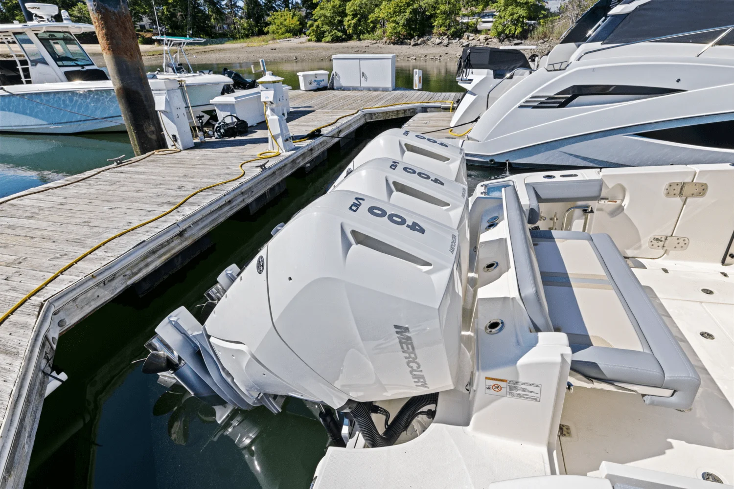 2025 Boston Whaler 350 Realm Image Thumbnail #6