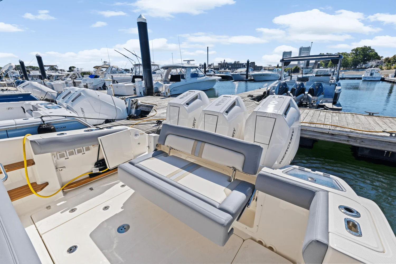 2025 Boston Whaler 350 Realm Image Thumbnail #10