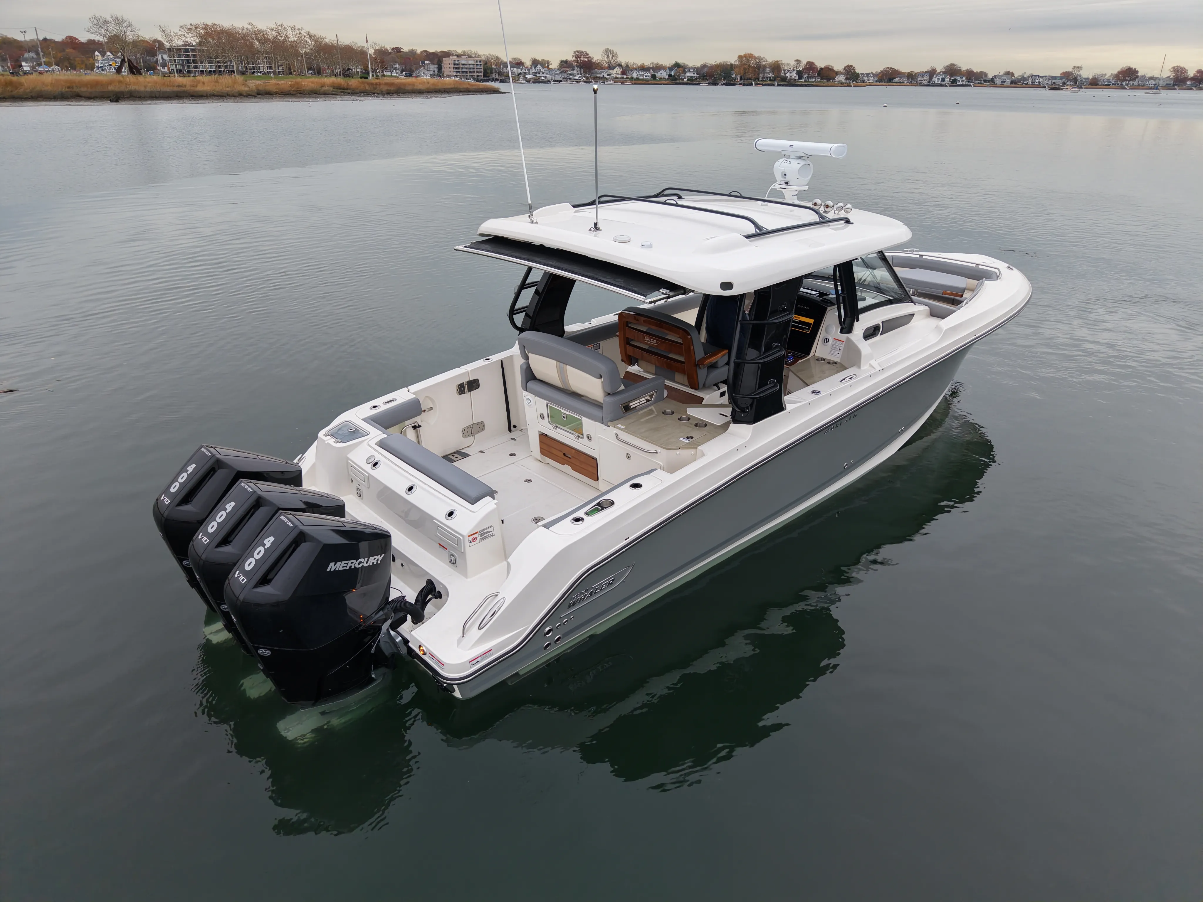 2026 Boston Whaler 350 Realm Image Thumbnail #10