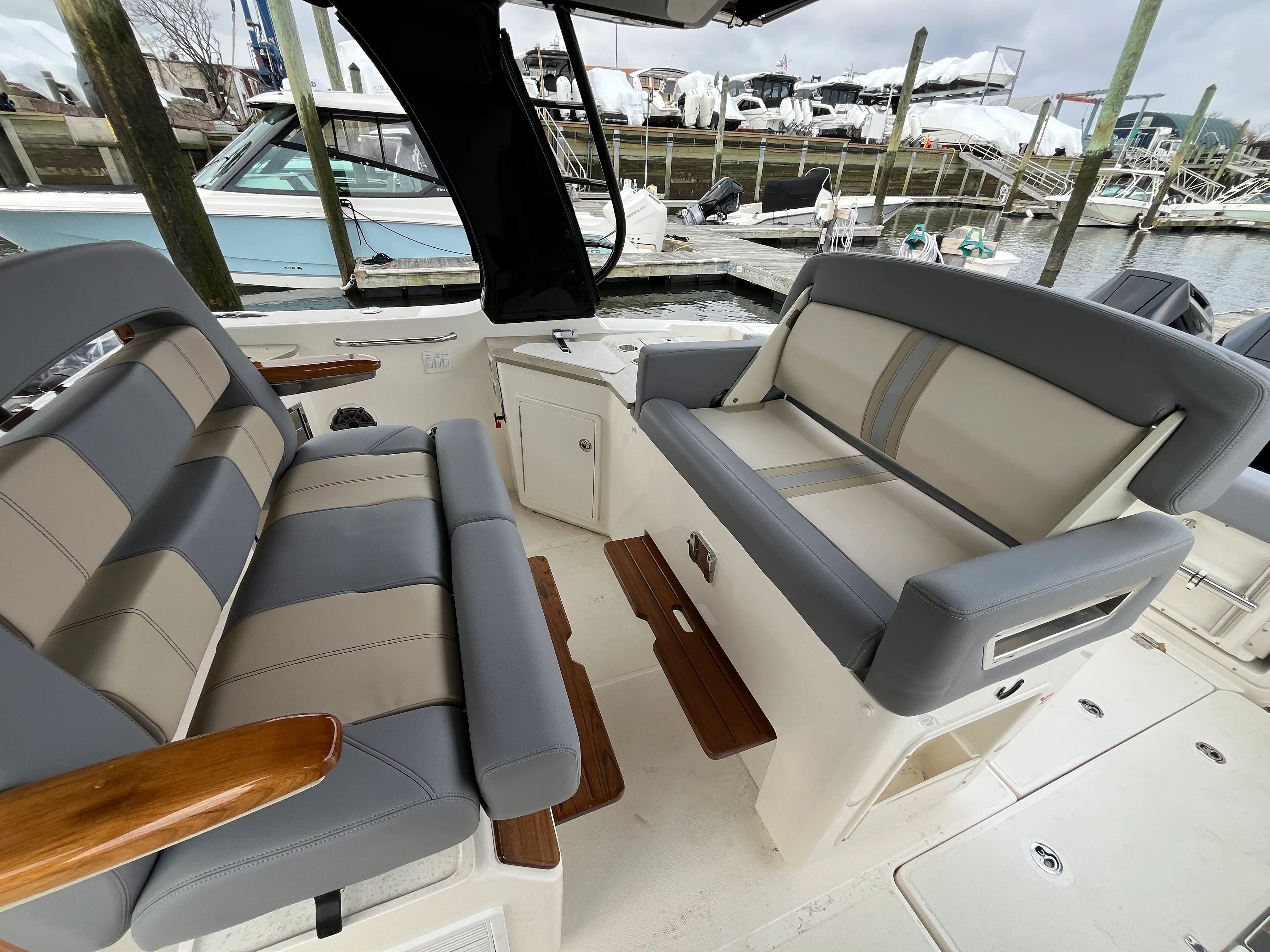 2026 Boston Whaler 350 Realm Image Thumbnail #26