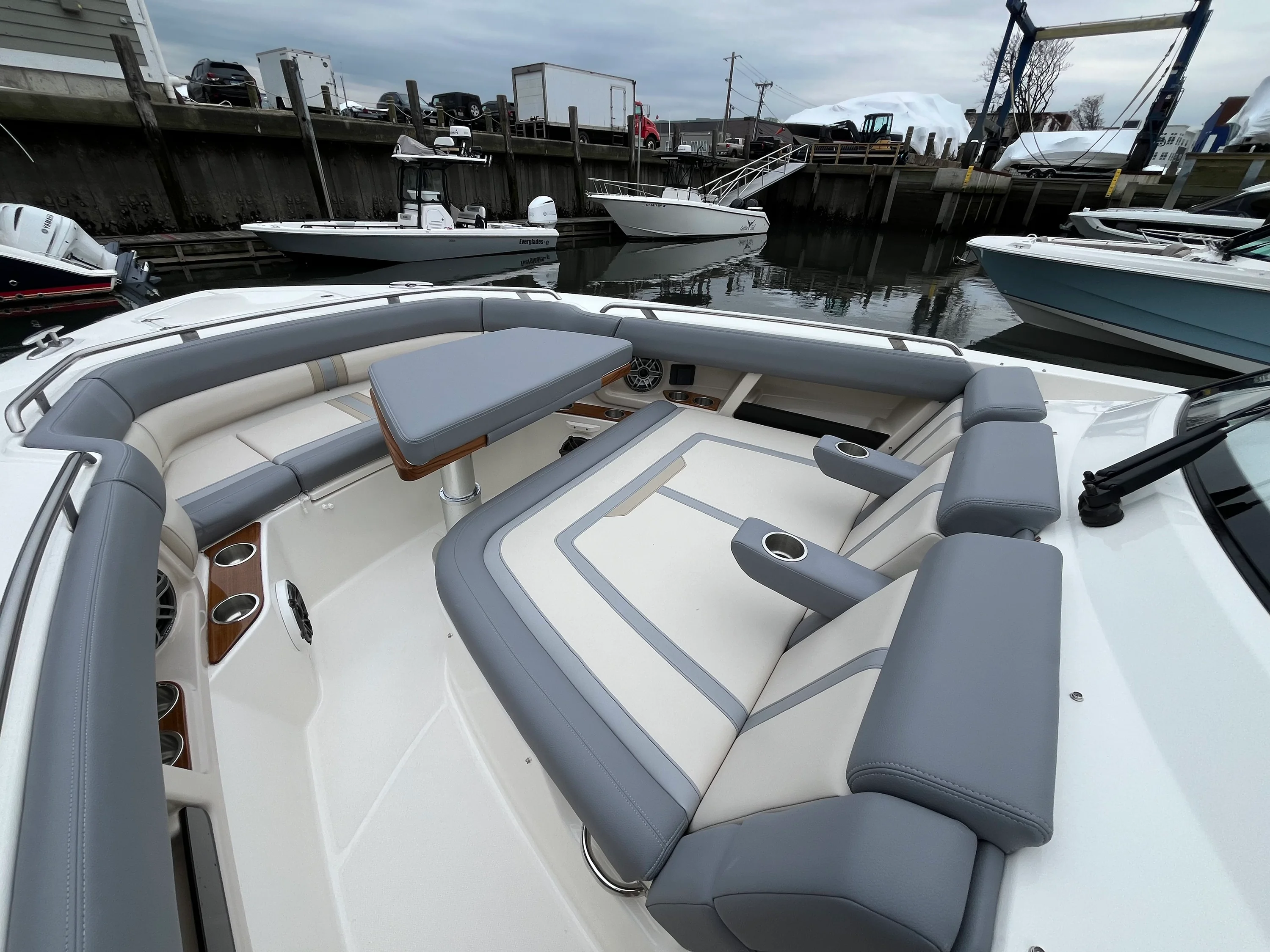 2026 Boston Whaler 350 Realm Image Thumbnail #42