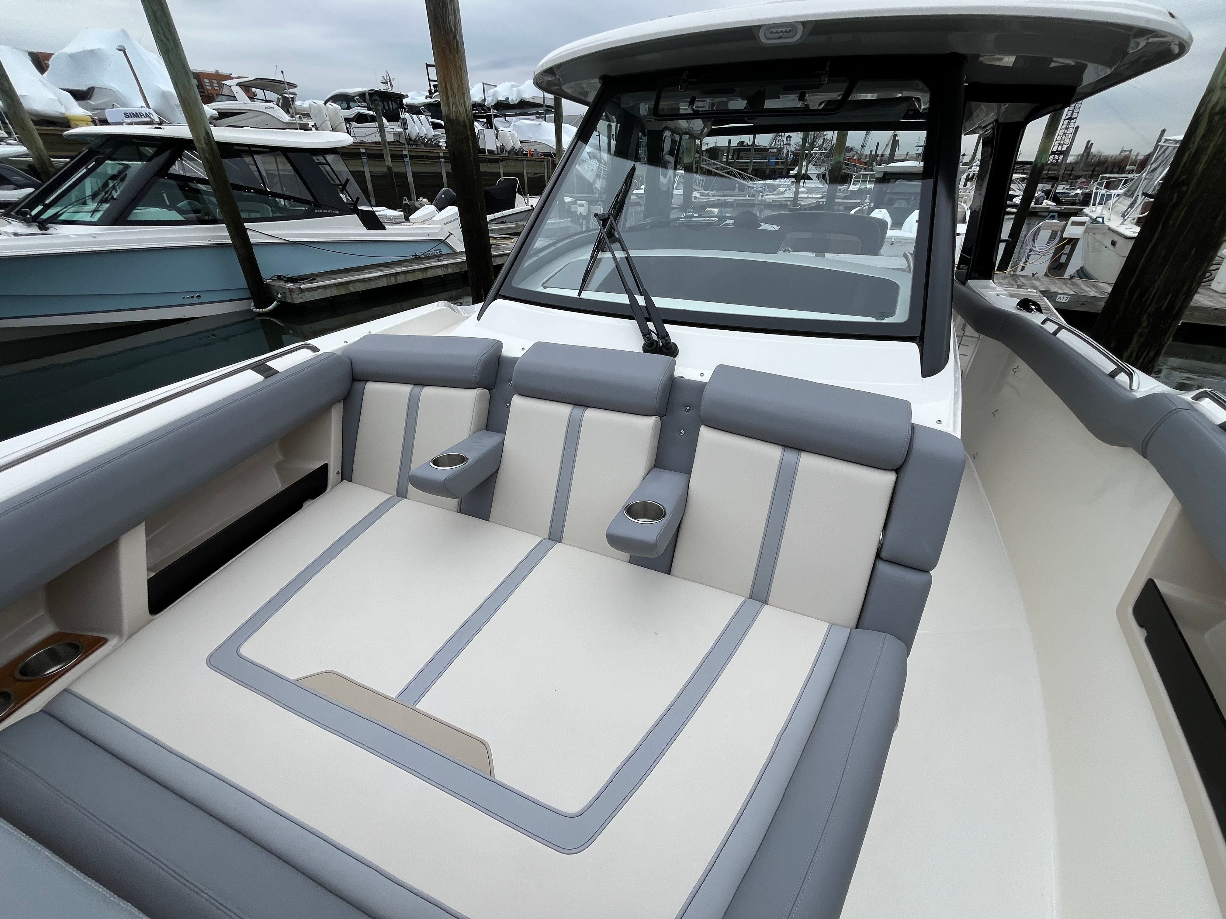 2026 Boston Whaler 350 Realm Image Thumbnail #45