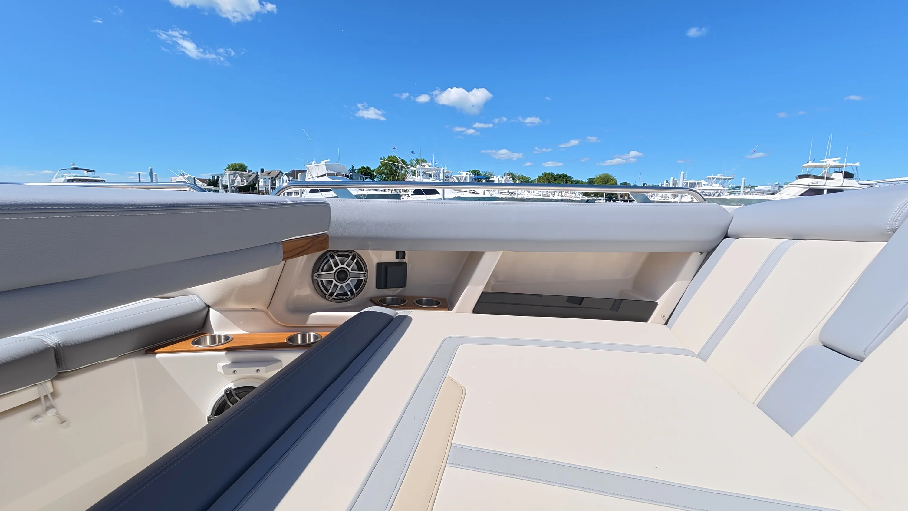 2026 Boston Whaler 350 Realm Image Thumbnail #45