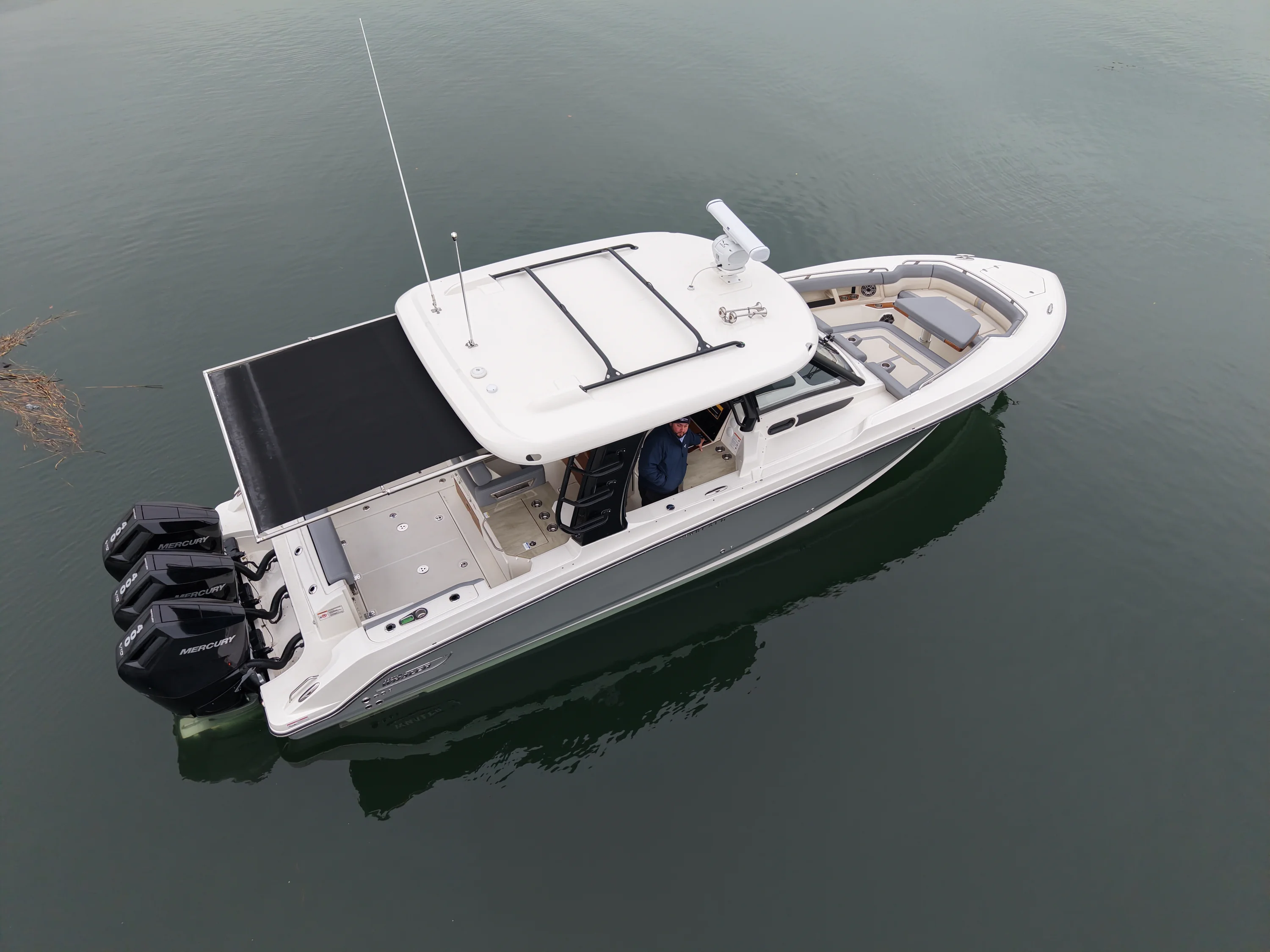 2026 Boston Whaler 350 Realm Image Thumbnail #15