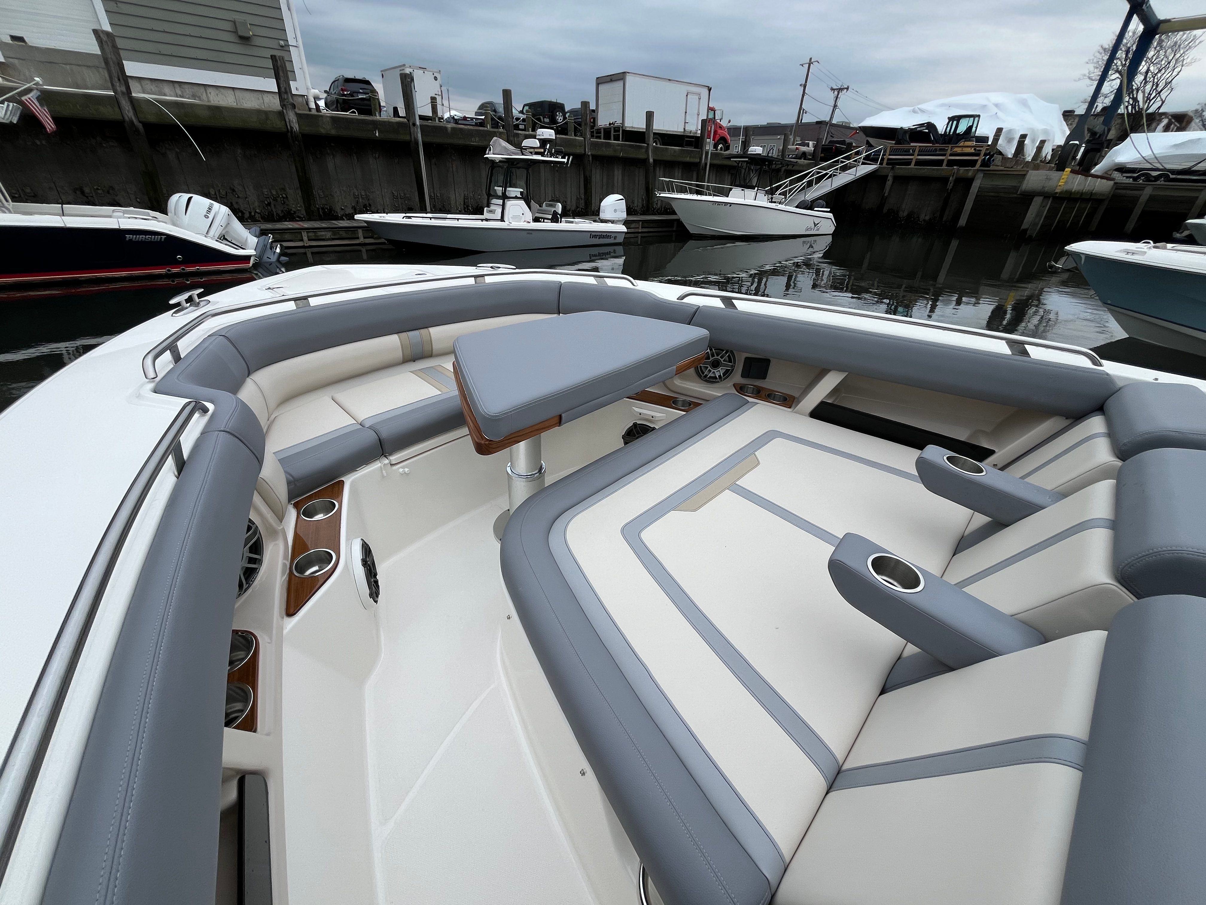 2026 Boston Whaler 350 Realm Image Thumbnail #43