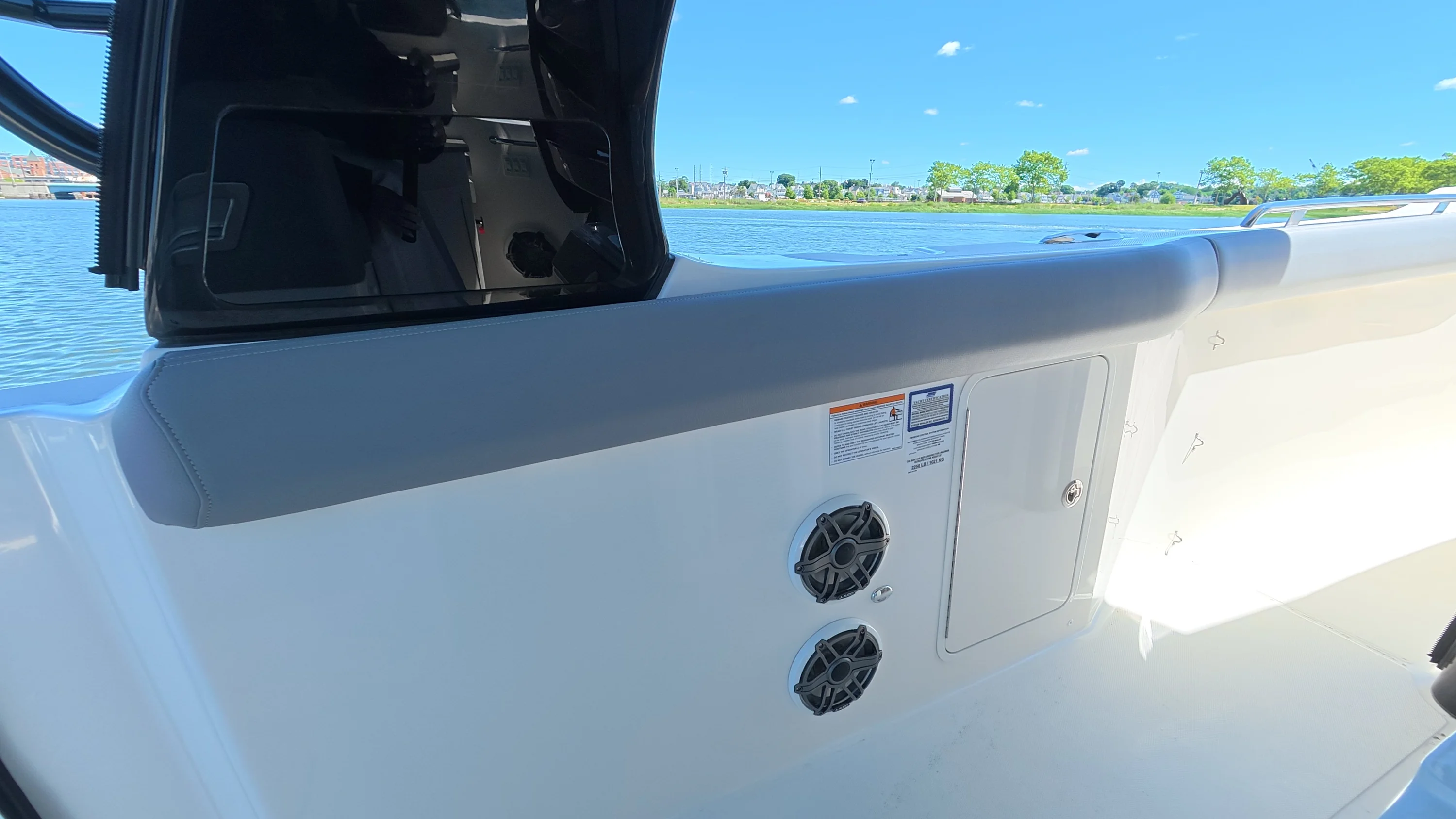 2026 Boston Whaler 350 Realm Image Thumbnail #20