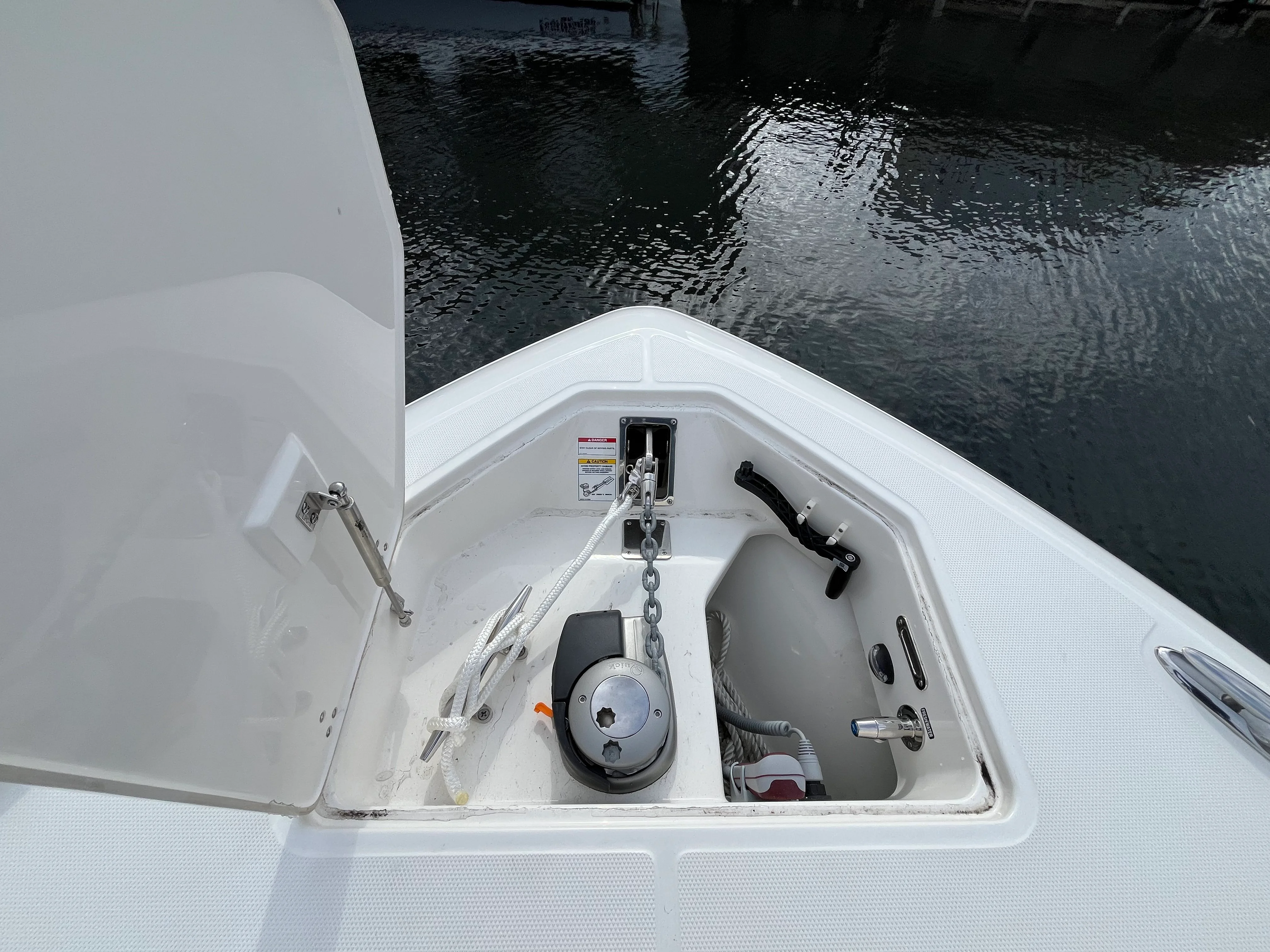 2026 Boston Whaler 350 Realm Image Thumbnail #48