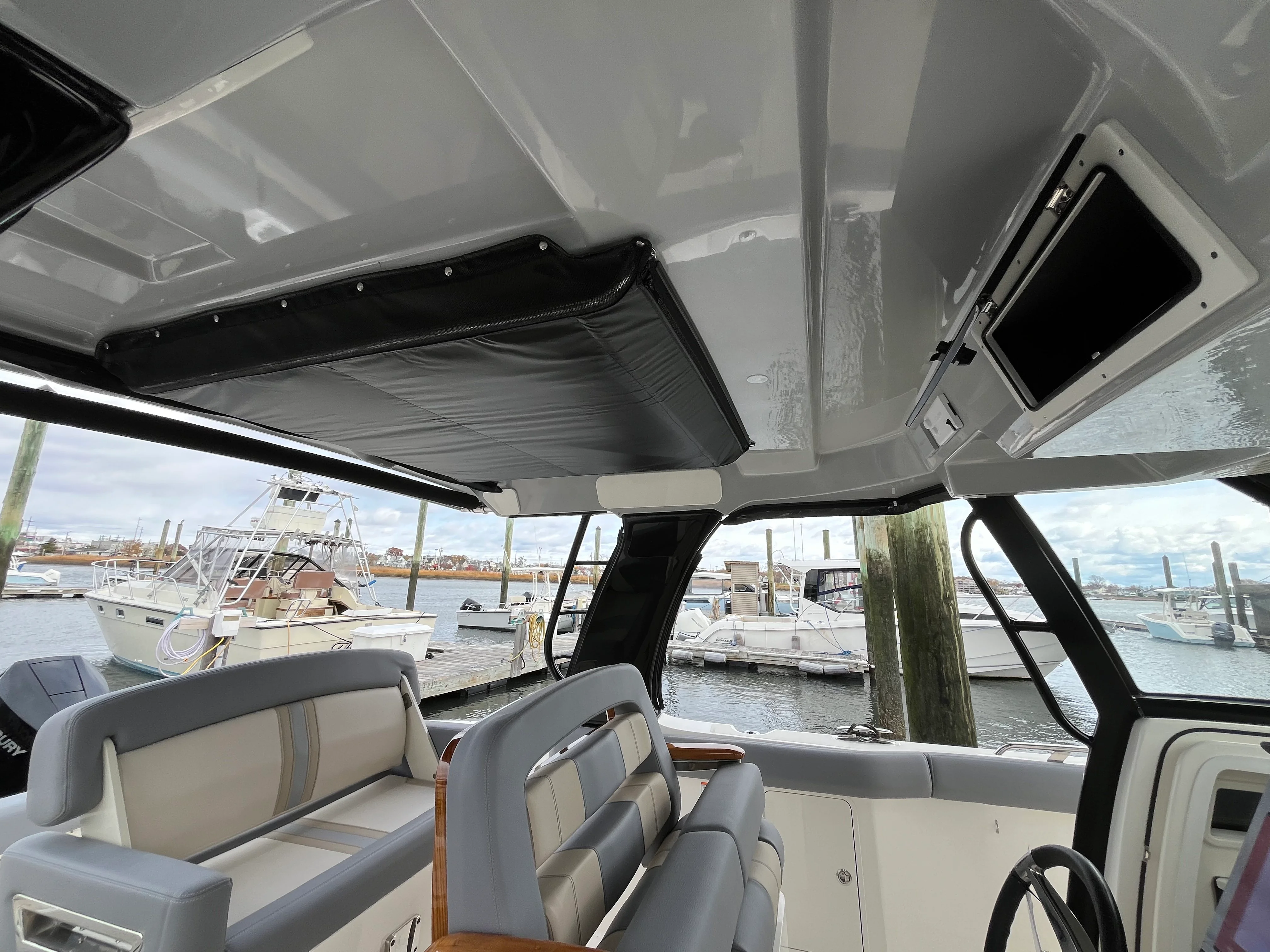 2026 Boston Whaler 350 Realm Image Thumbnail #29