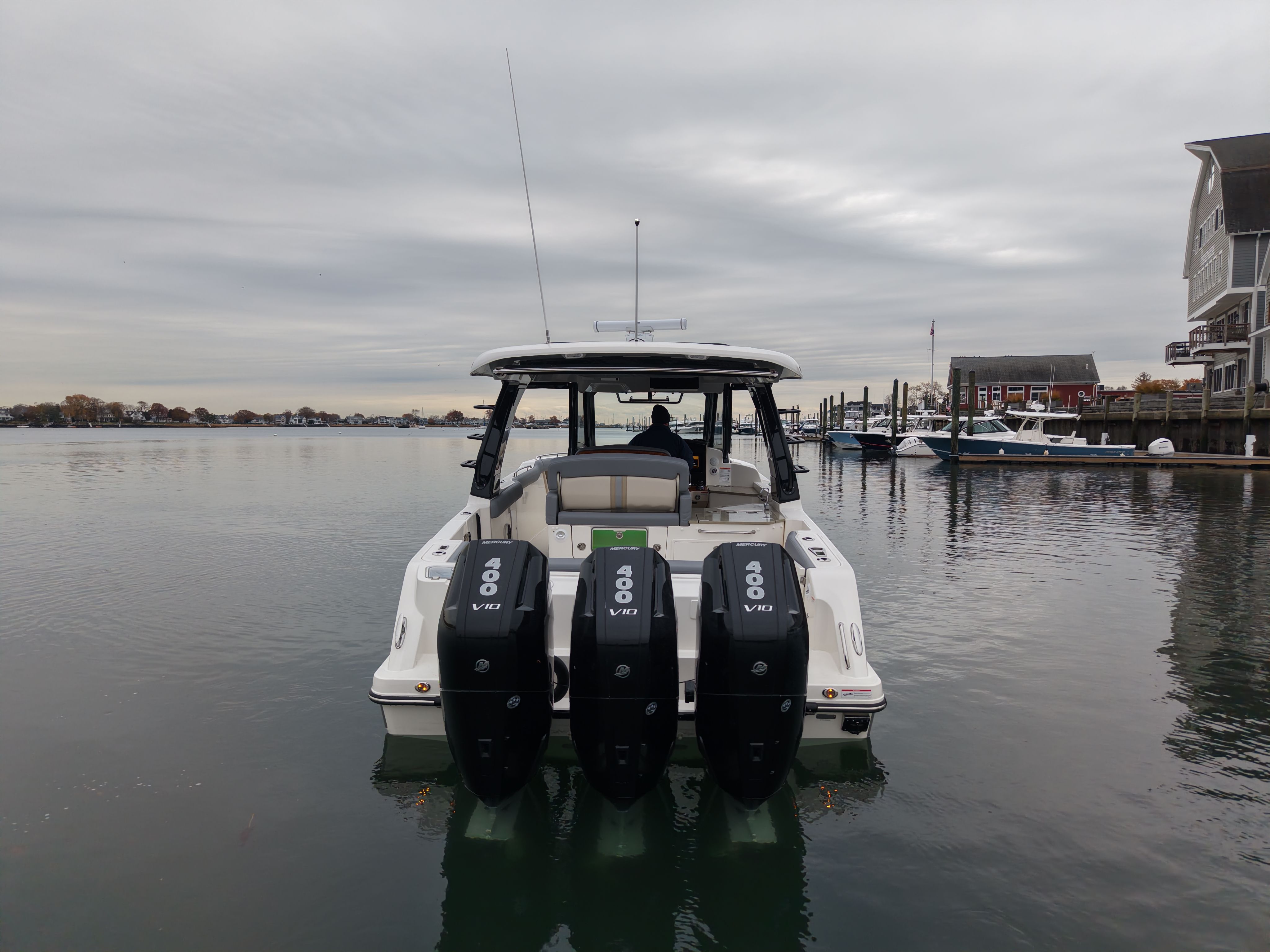 2026 Boston Whaler 350 Realm Image Thumbnail #8