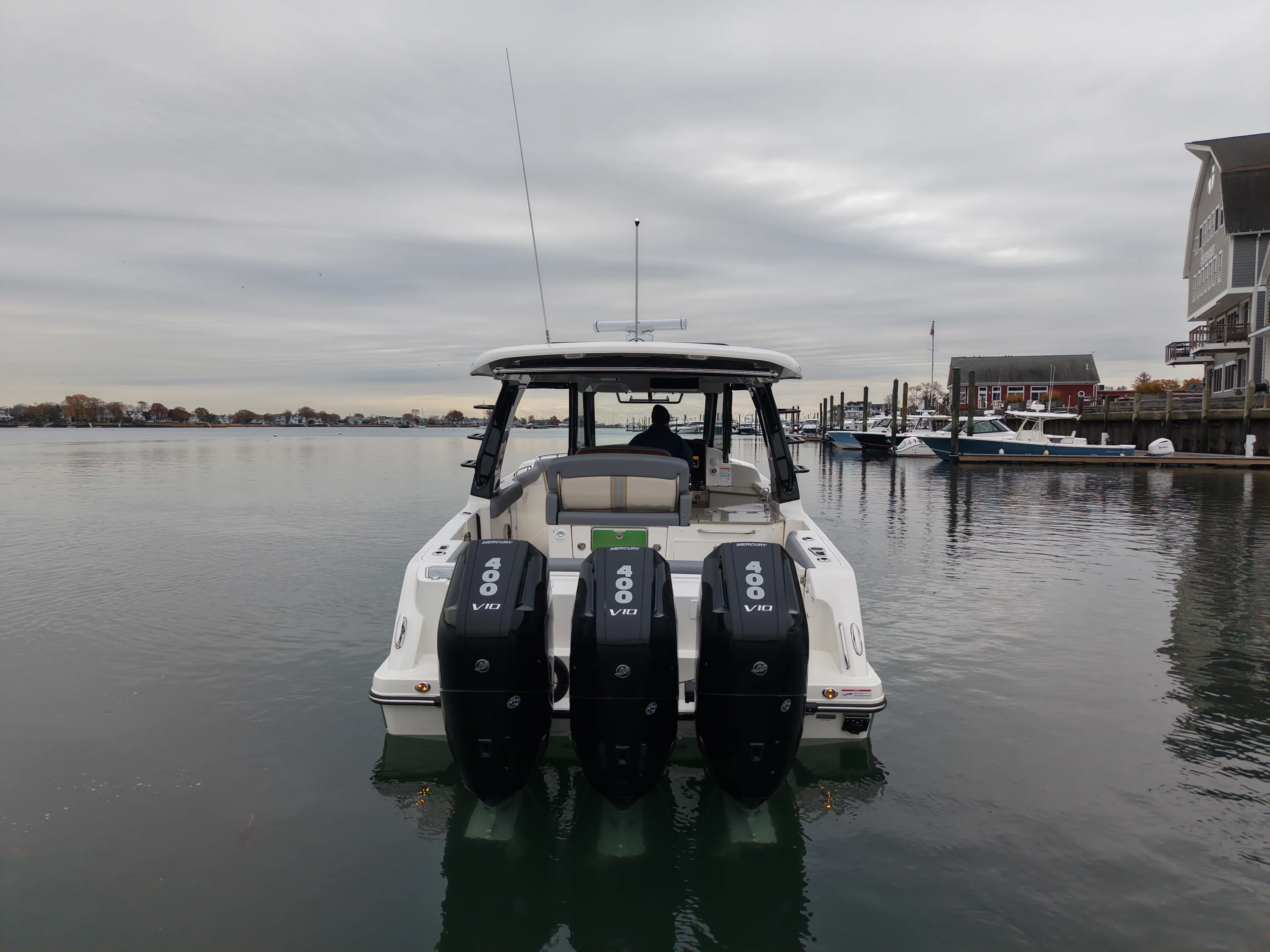 2026 Boston Whaler 350 Realm Image Thumbnail #8