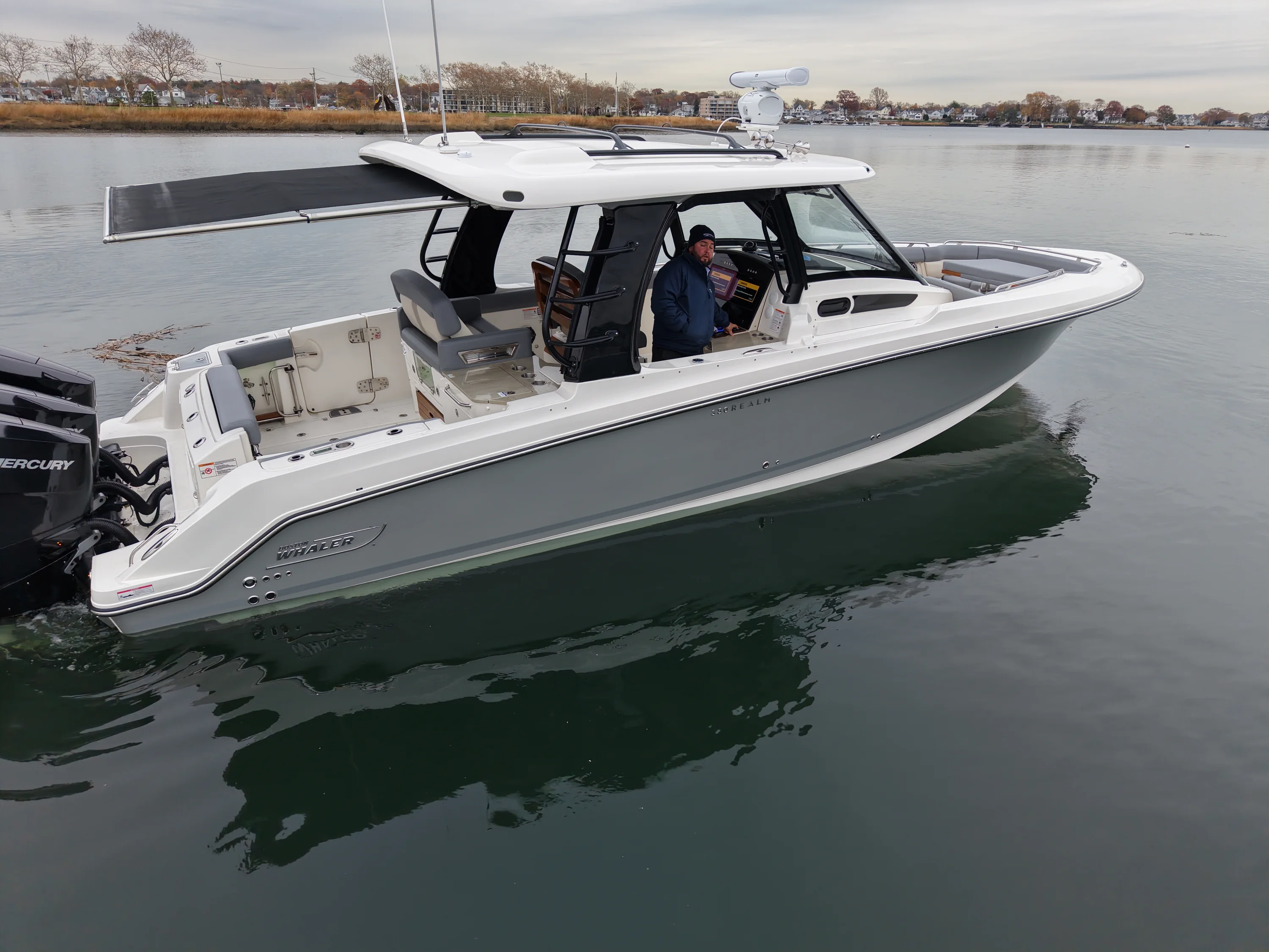 2026 Boston Whaler 350 Realm Image Thumbnail #16