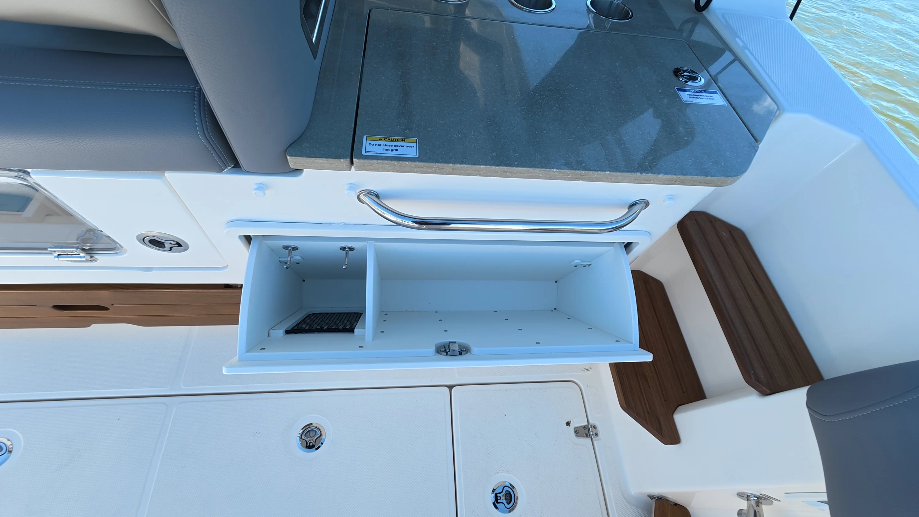 2026 Boston Whaler 350 Realm Image Thumbnail #23