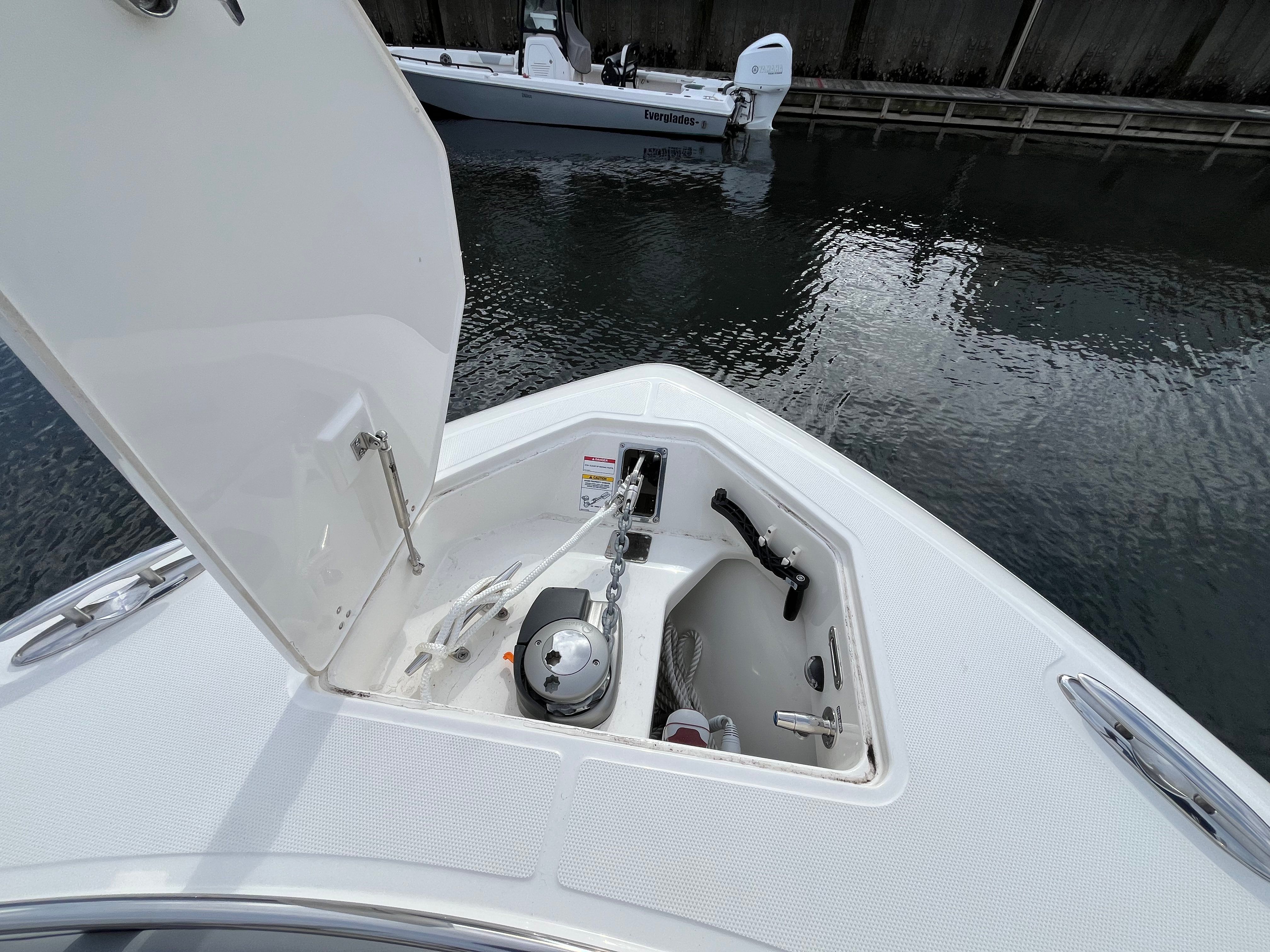 2026 Boston Whaler 350 Realm Image Thumbnail #47