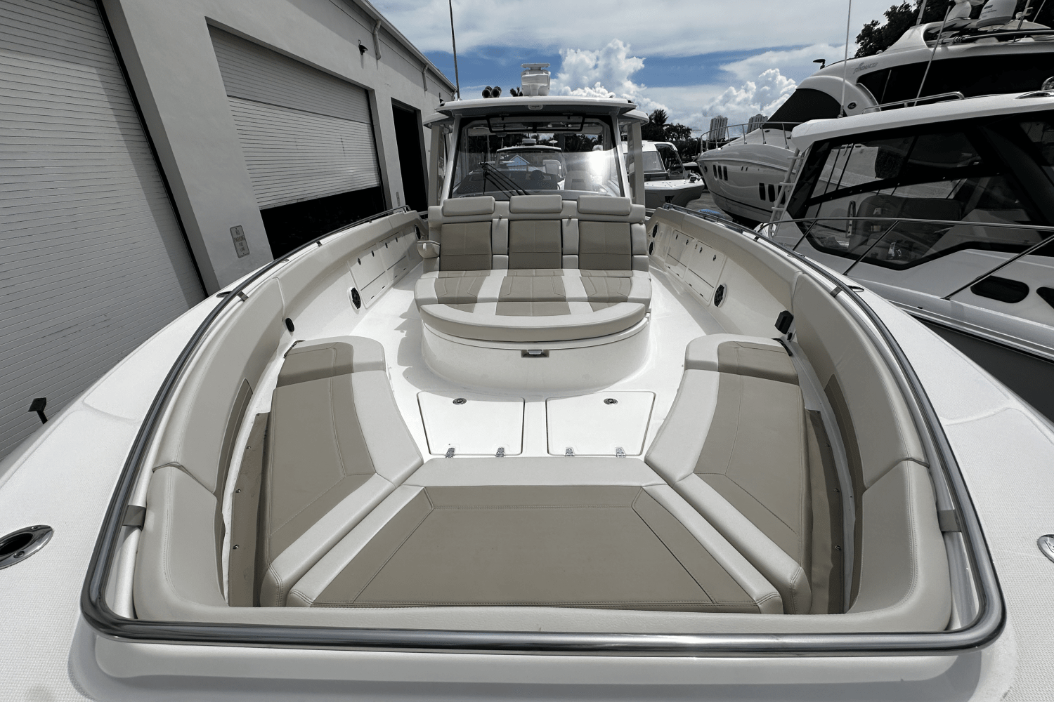2026 Boston Whaler 420 Outrage Image Thumbnail #19