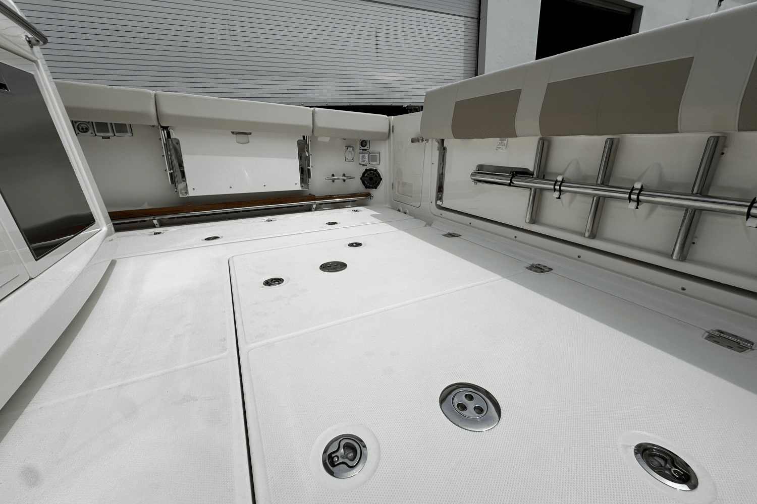 2026 Boston Whaler 420 Outrage Image Thumbnail #9